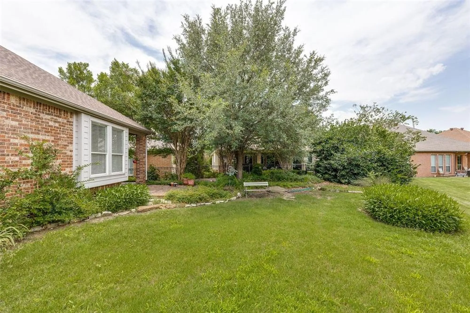 Property Slideshow image 27 of 40 | 351 southern hills dr, Fairview, TX, 75069