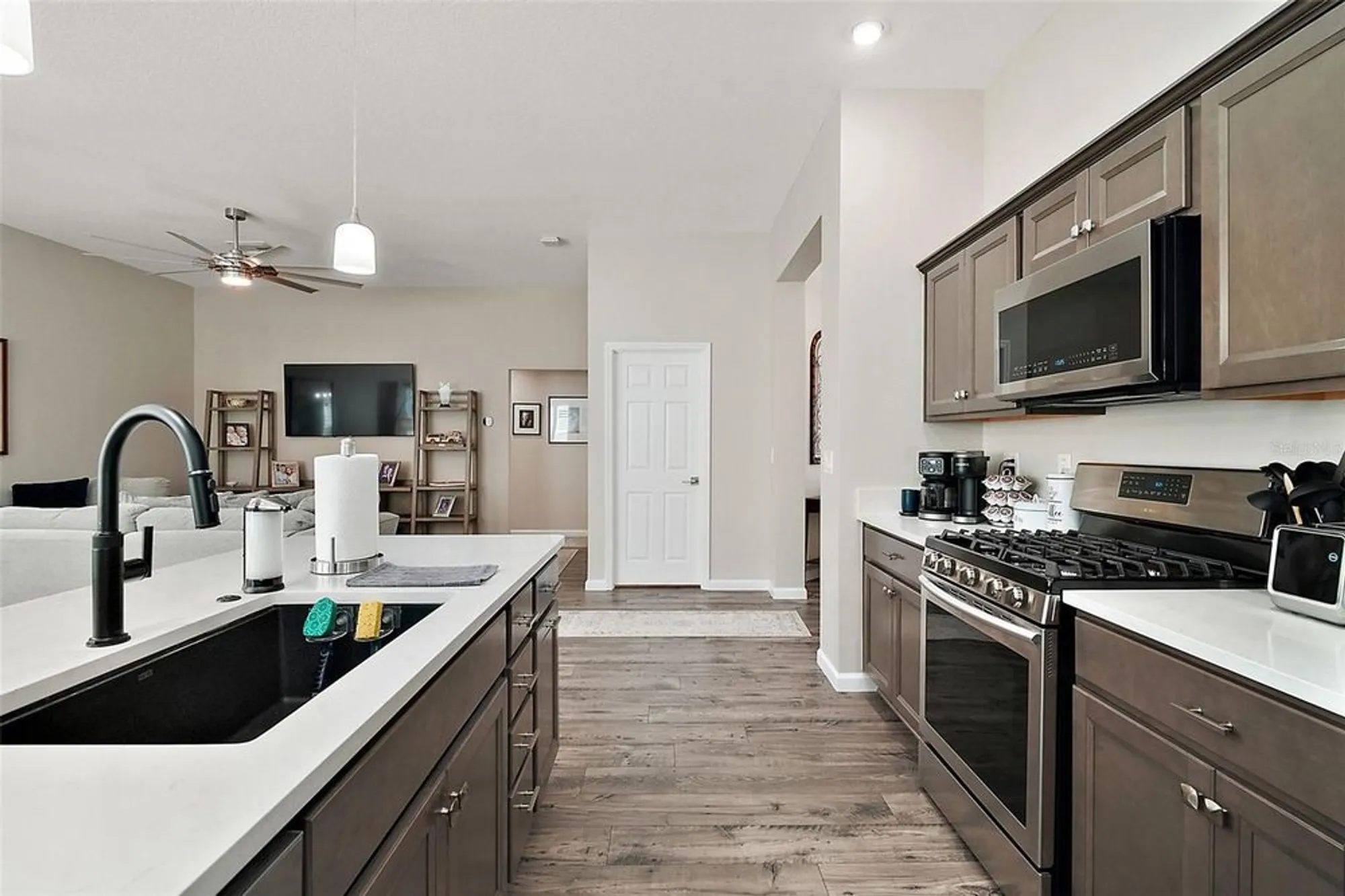 Property Slideshow image 14 of 46 | 1818 trimarche ter, The Villages, FL, 32163