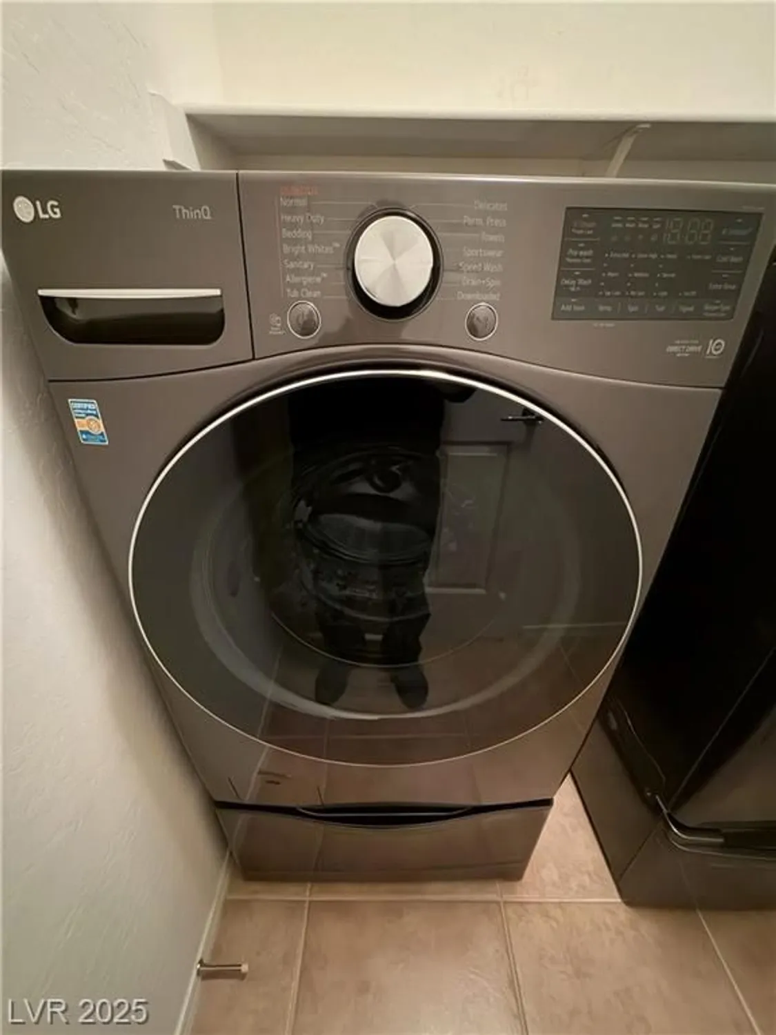 Property Slideshow image 36 of 51 | 2484 galaxy cluster st, Henderson, NV, 89044