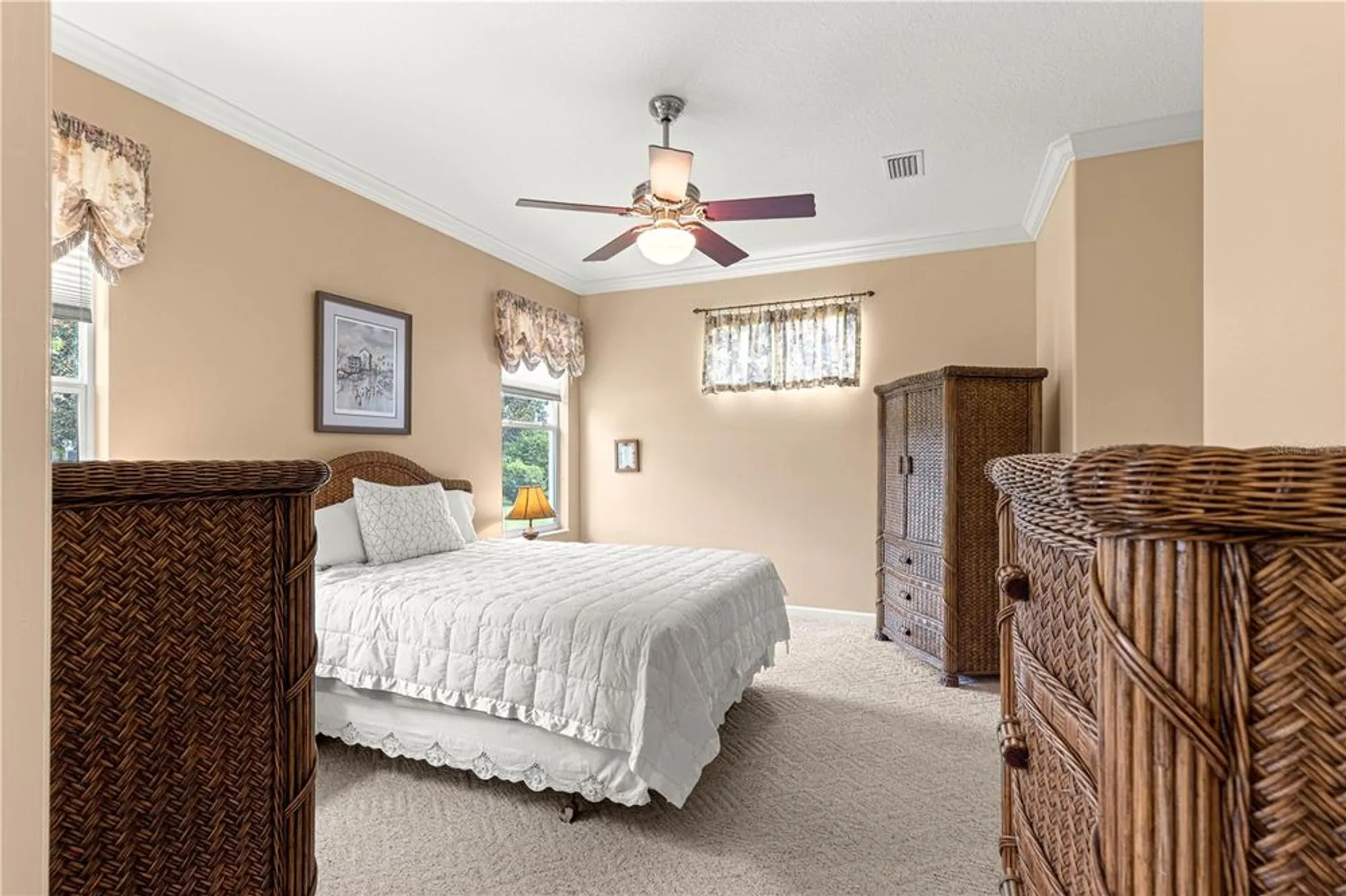 Property Slideshow image 15 of 50 | 5543 nw 25th loop, Ocala, FL, 34482