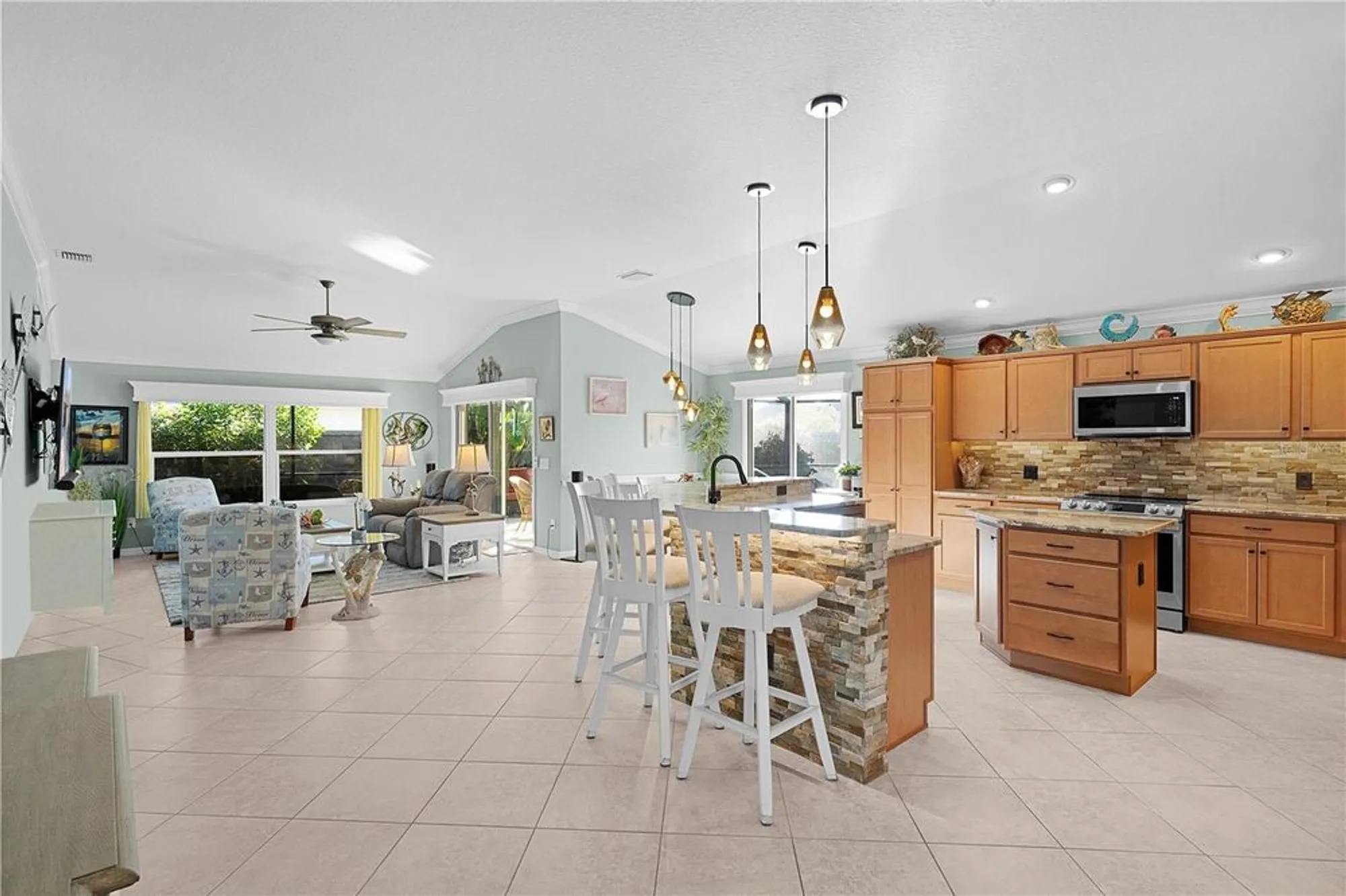 Property Slideshow image 9 of 65 | 16839 se 91st crenshaw ter, The Villages, FL, 32162