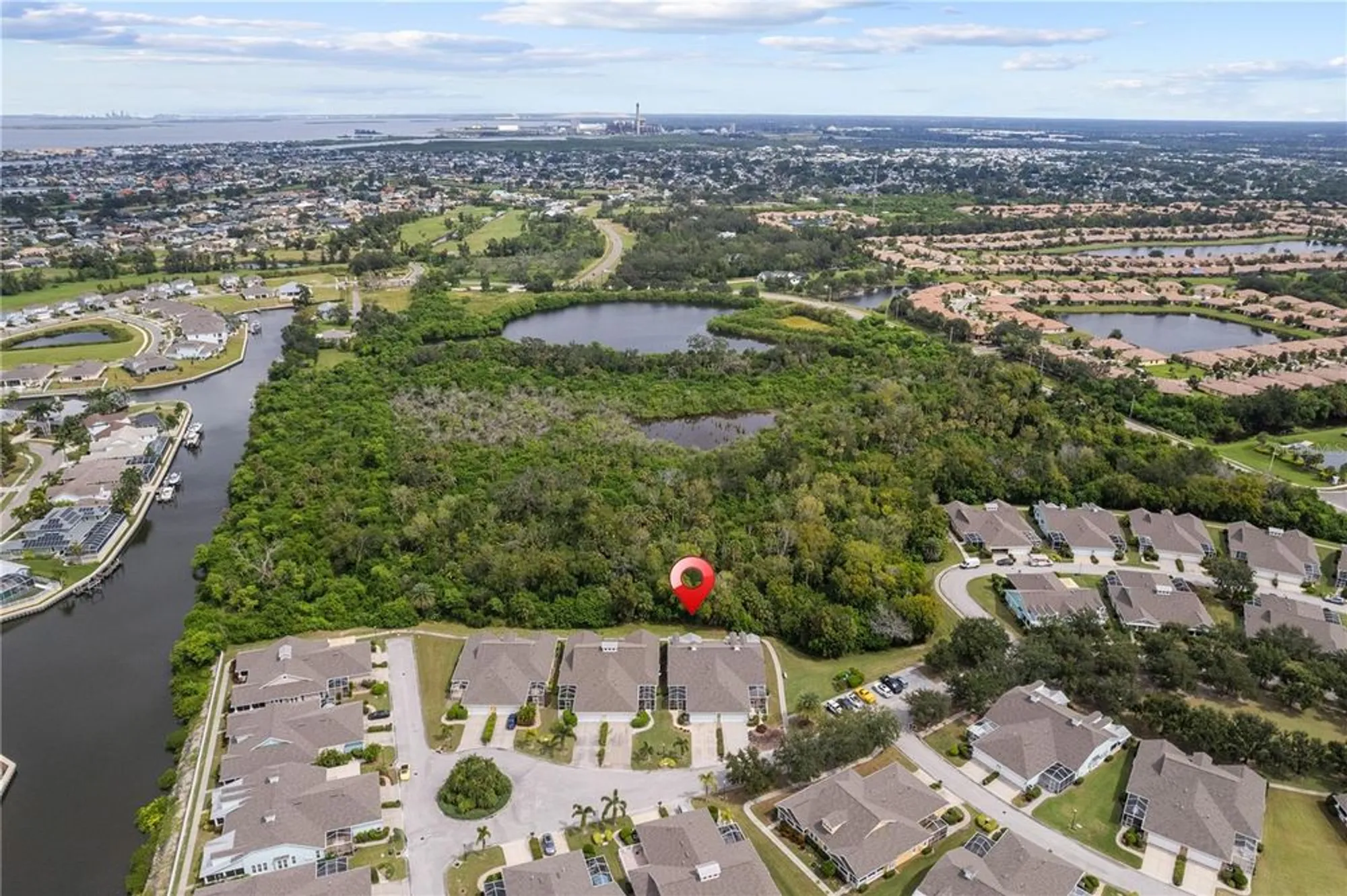 Property Slideshow image 9 of 97 | 5210 golden isles dr, Apollo Beach, FL, 33572