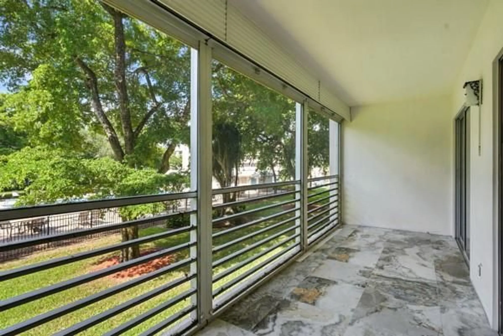 Property Slideshow image 11 of 21 | 2004 granada dr k2, Coconut Creek, FL, 33066