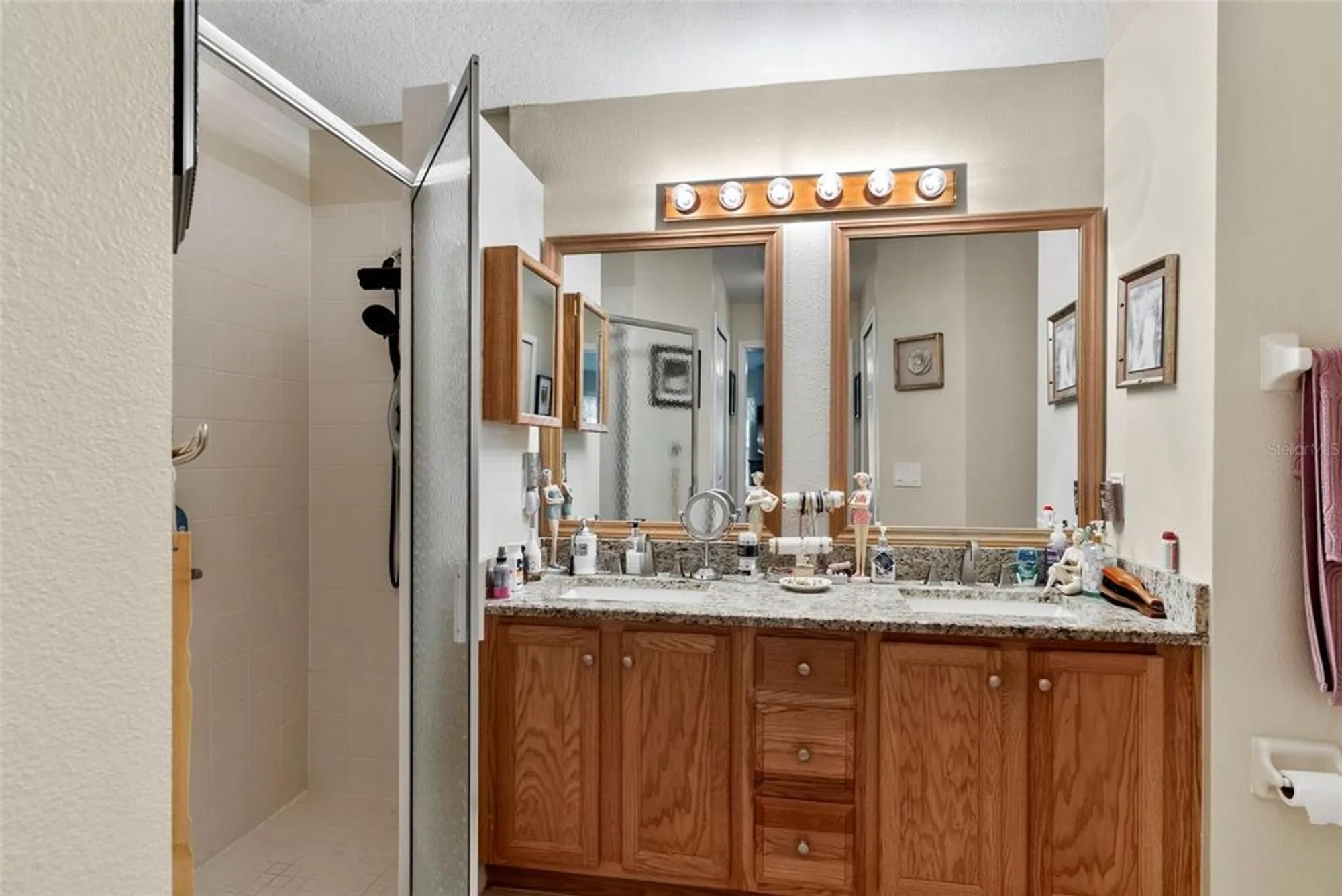 Property Slideshow image 21 of 31 | 18004 tarrington pl, Hudson, FL, 34667
