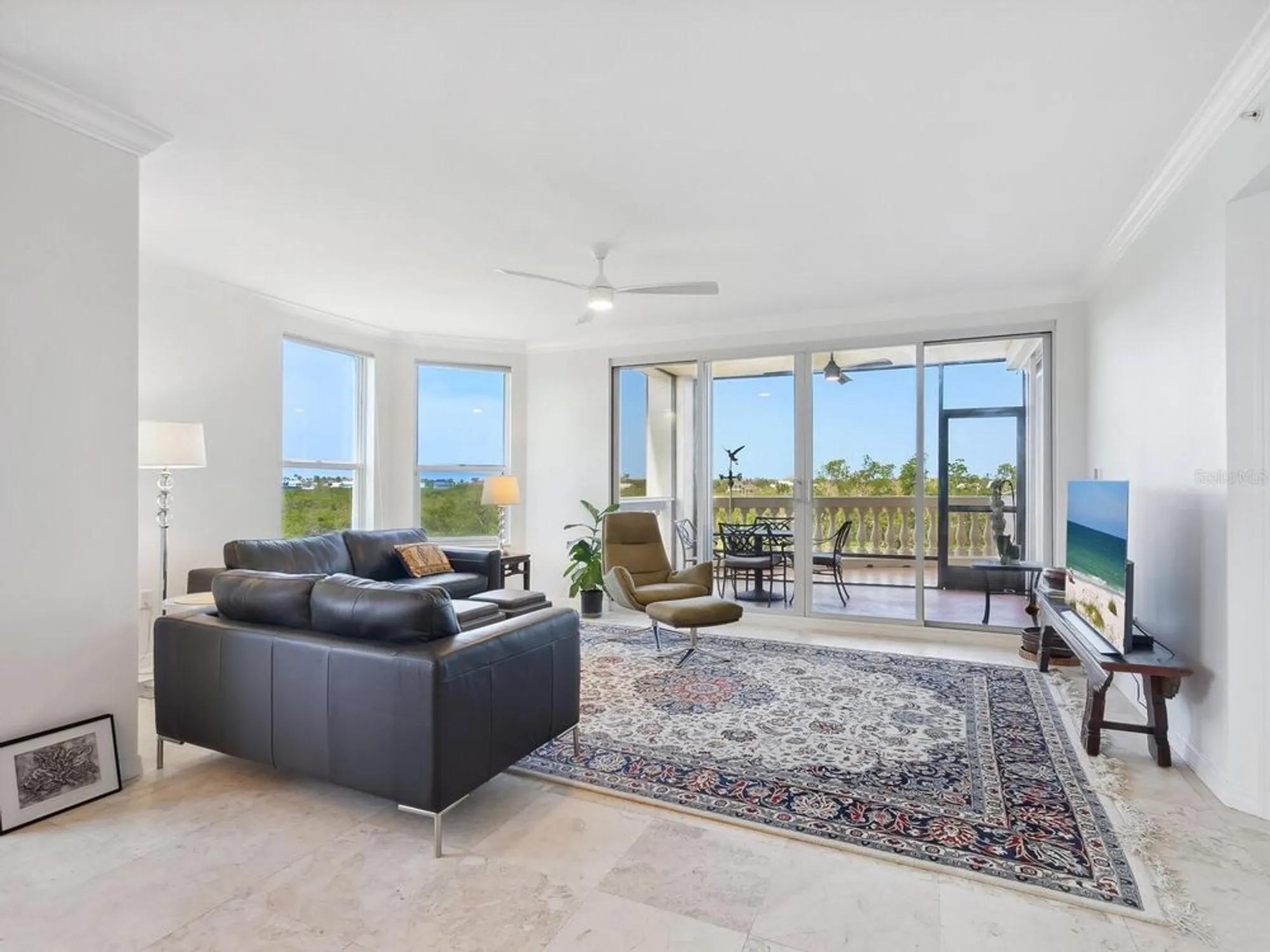 Property Slideshow image 9 of 61 | 5430 eagles point cir 101, Sarasota, FL, 34231