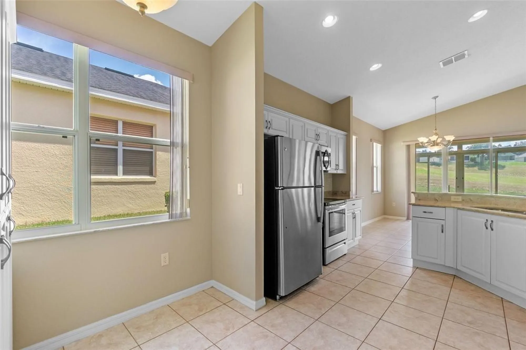 Property Slideshow image 17 of 63 | 890 summit greens blvd, Clermont, FL, 34711