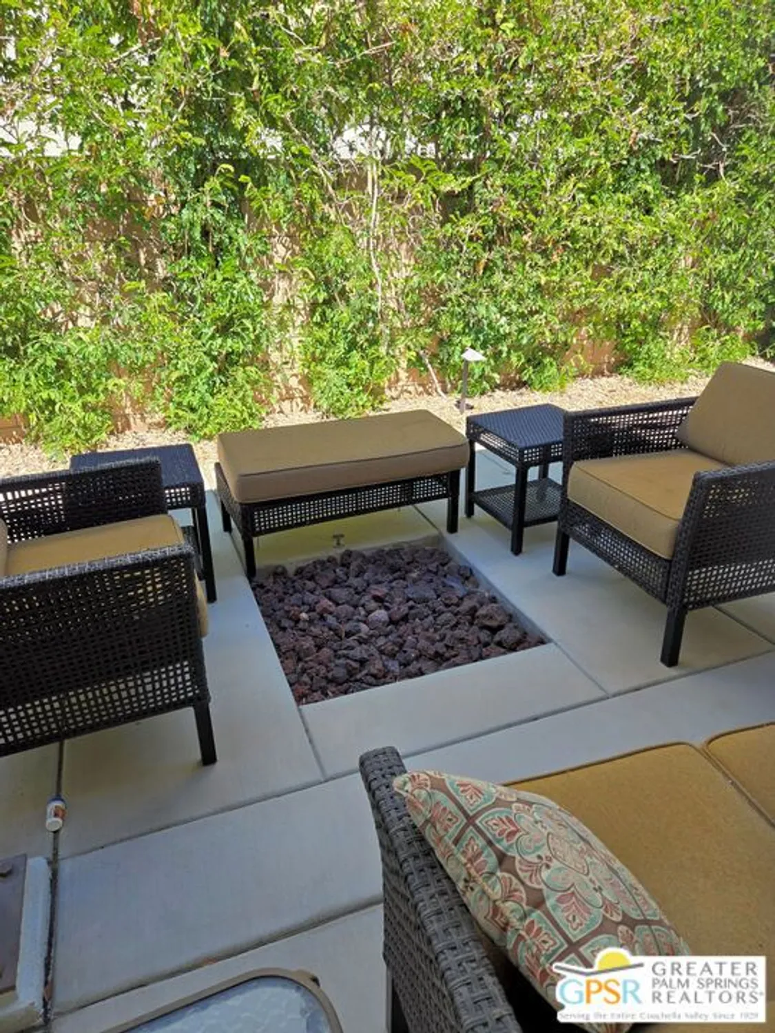 Property Slideshow image 18 of 27 | 4945 frey way, Palm Springs, CA, 92262