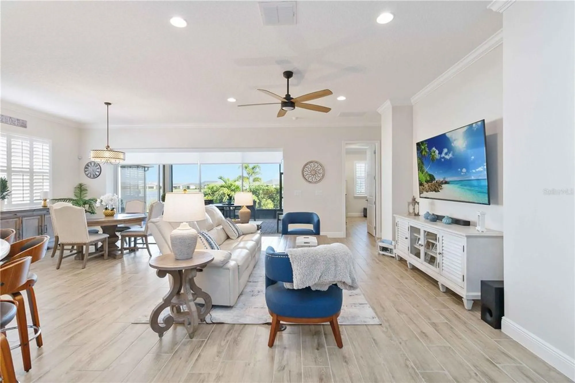 Property Slideshow image 10 of 71 | 5037 fallglo way, Saint Cloud, FL, 34772