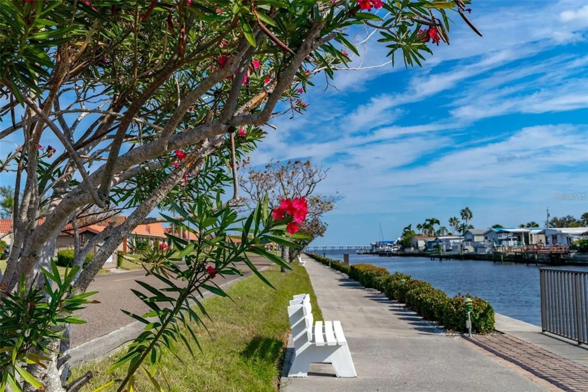 Property Slideshow image 23 of 40 | 19029 us highway 19 apt 25d, Clearwater, FL, 33764