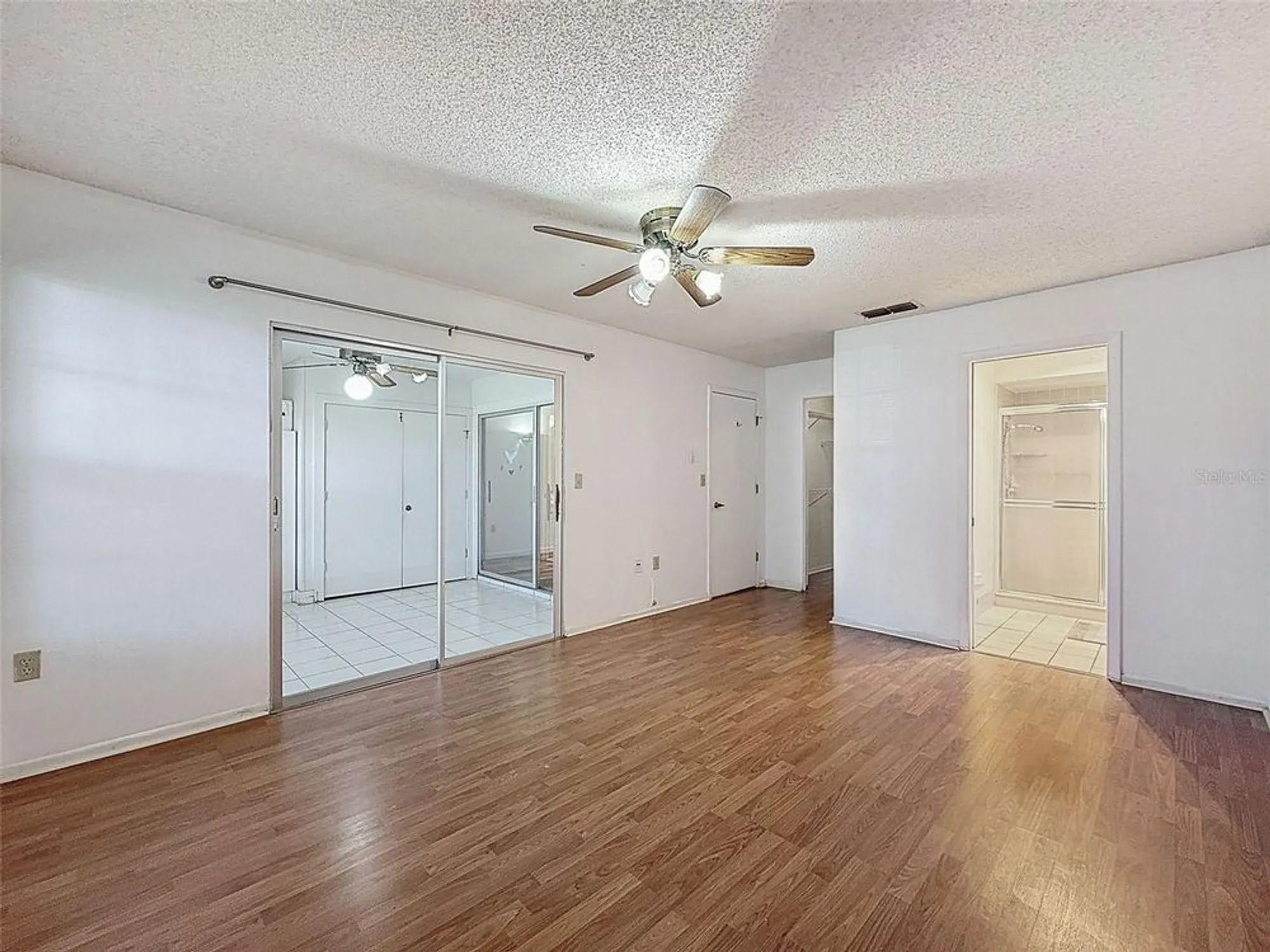 Property Slideshow image 23 of 74 | 11403 versailles ln, Port Richey, FL, 34668