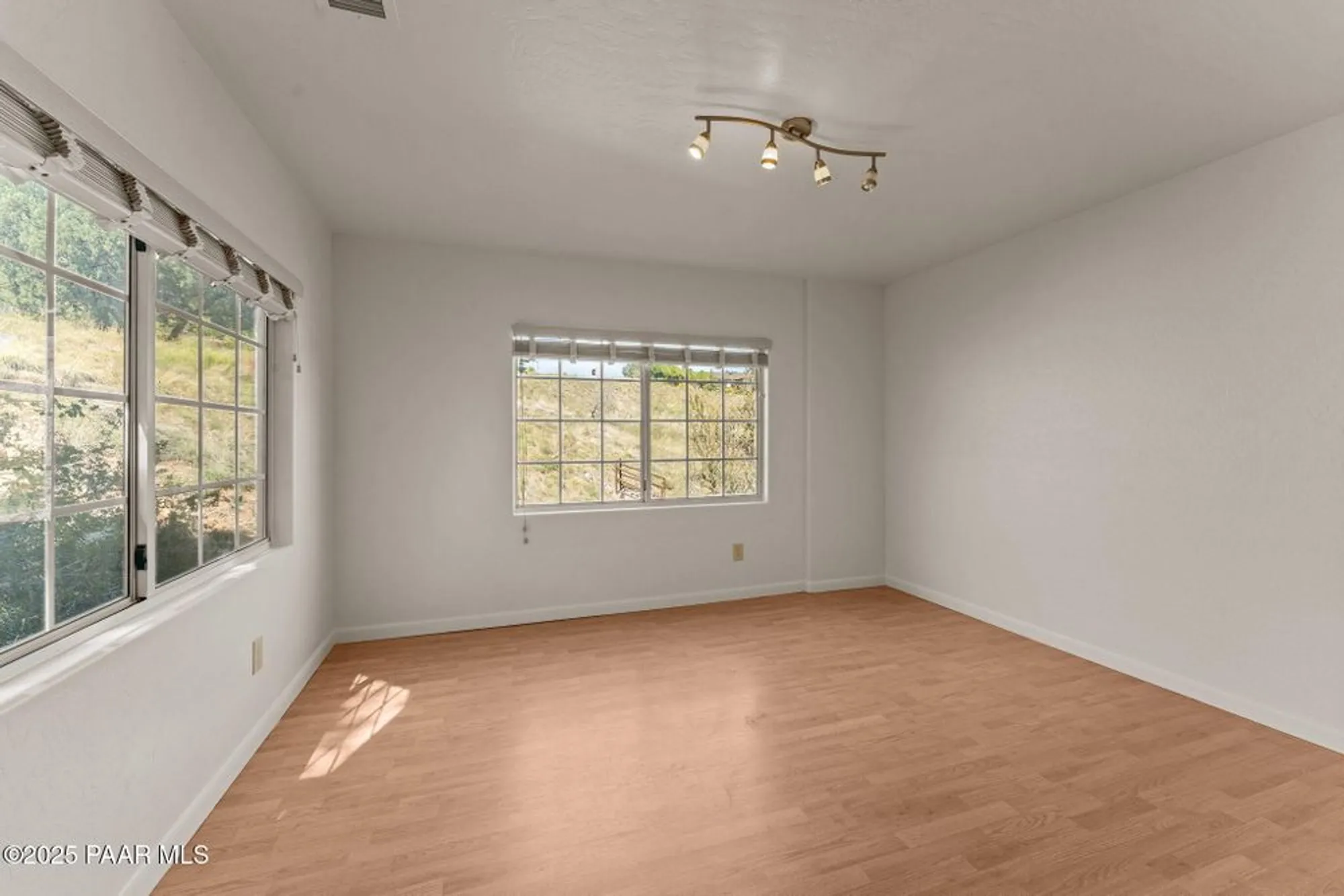 Property Slideshow image 31 of 51 | 895 sunrise blvd, Prescott, AZ, 86301