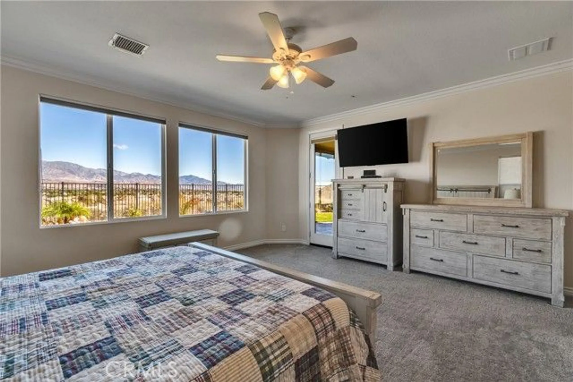 Property Slideshow image 21 of 49 | 428 saddlerock, Beaumont, CA, 92223