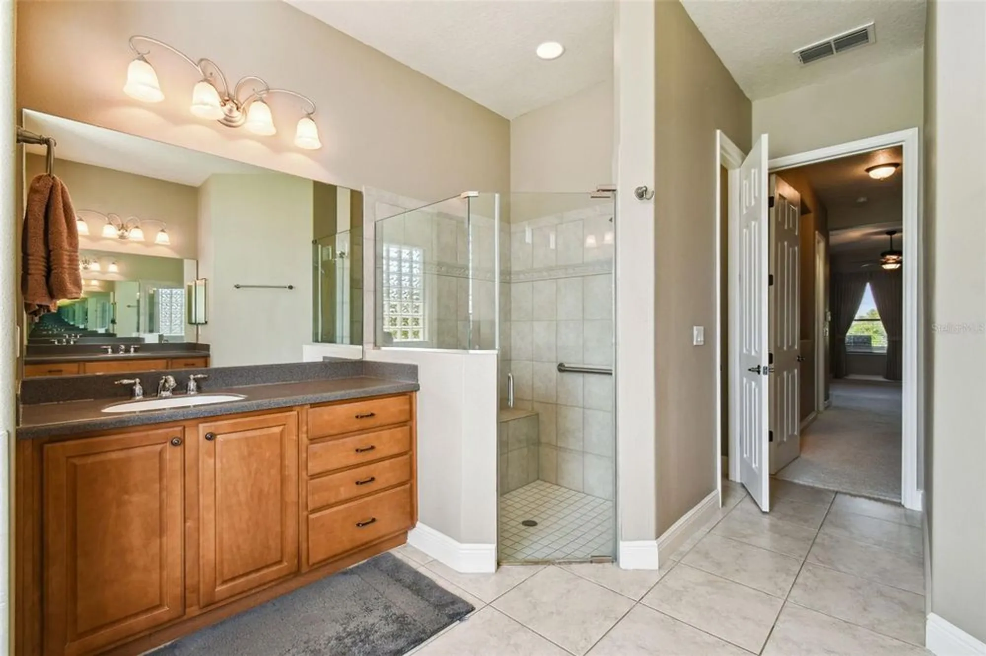 Property Slideshow image 24 of 57 | 313 santa barbara ln, Kissimmee, FL, 34759