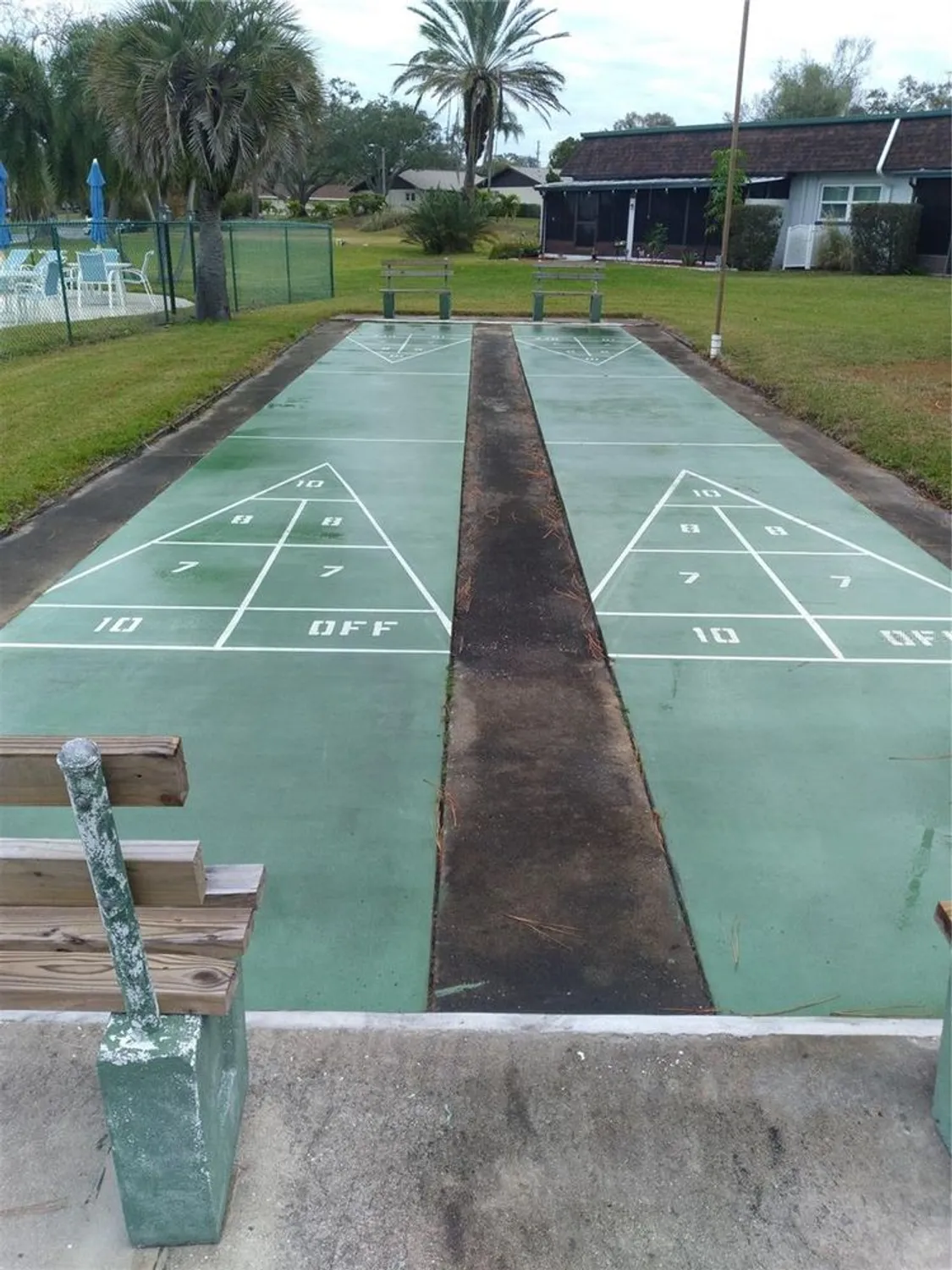 Property Slideshow image 8 of 16 | 1415 doolittle ln 104, Dunedin, FL, 34698