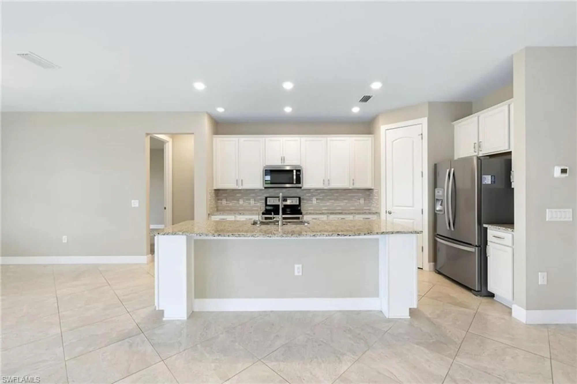 Property Slideshow image 5 of 28 | 17021 ashcomb way, Estero, FL, 33928