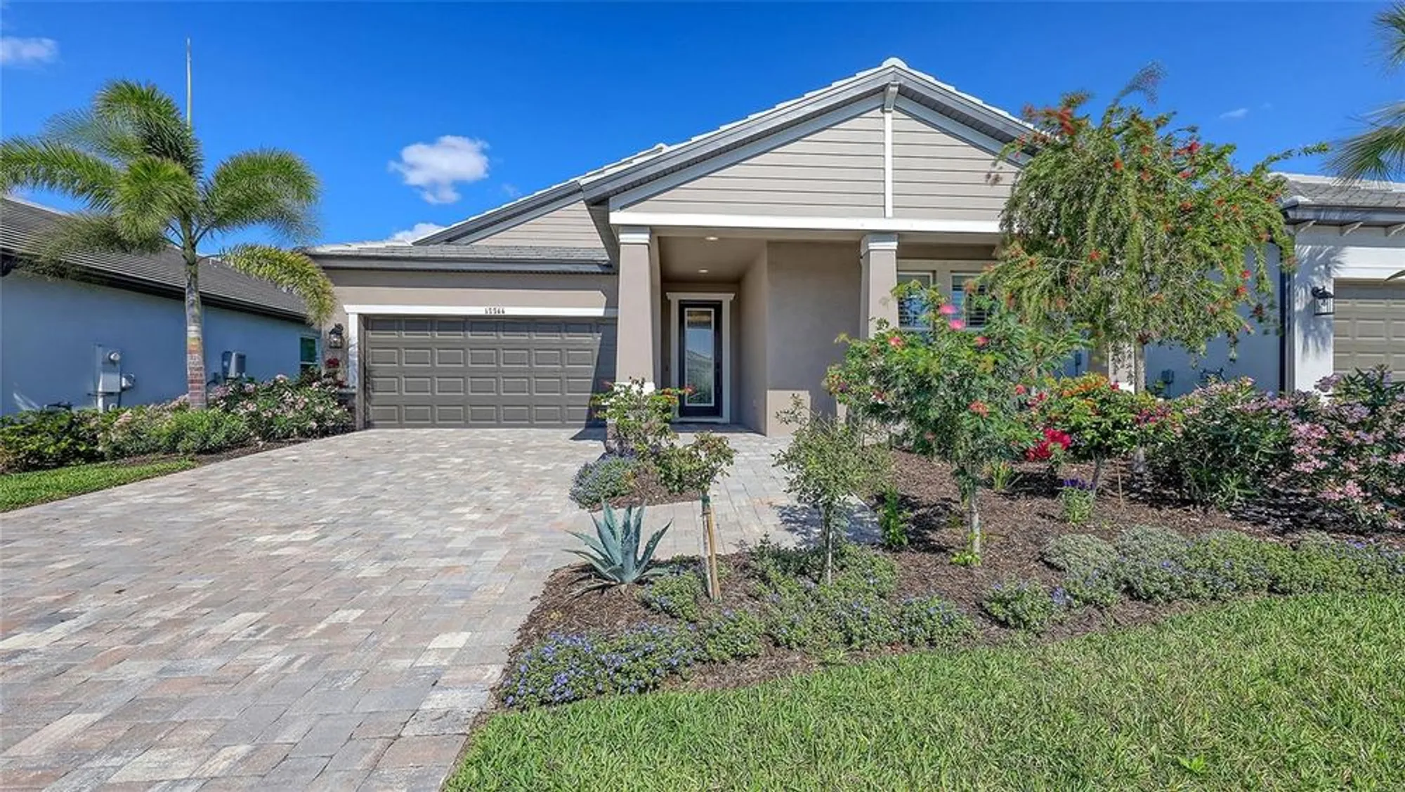 Property Slideshow image 1 of 78 | 17744 savory mist cir, Lakewood Ranch, FL, 34211