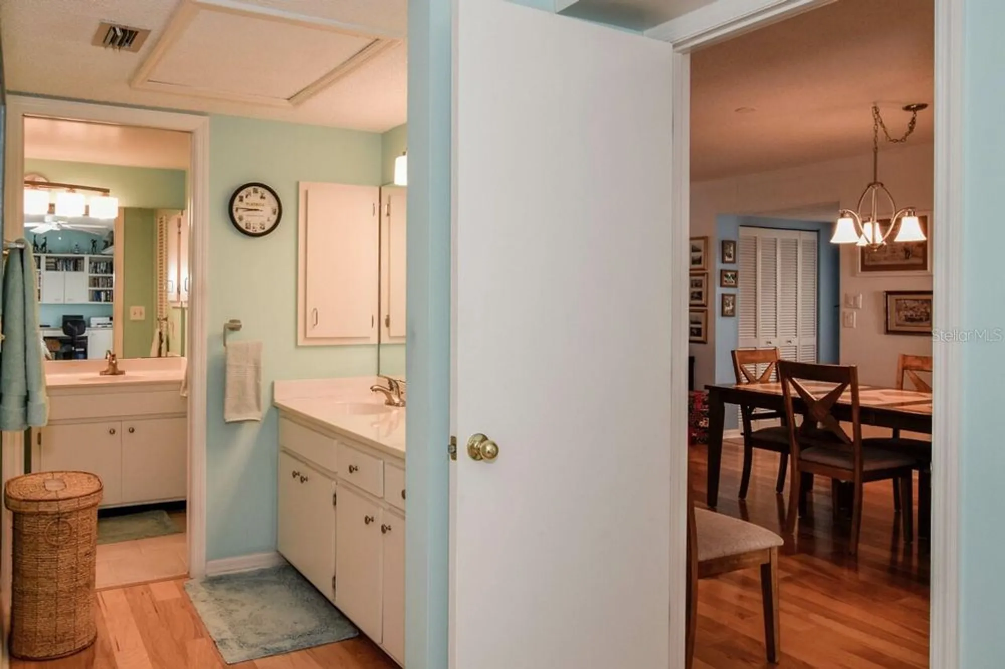 Property Slideshow image 19 of 59 | 450 wexford cir 106, Venice, FL, 34293