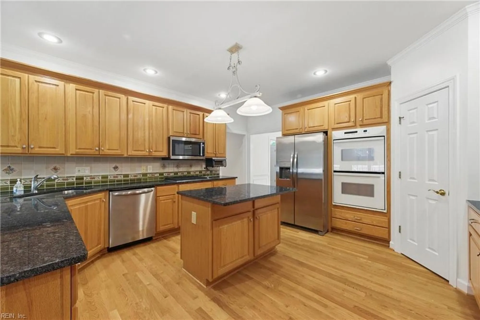 Property Slideshow image 19 of 47 | 133 mid ocean, Williamsburg, VA, 23188