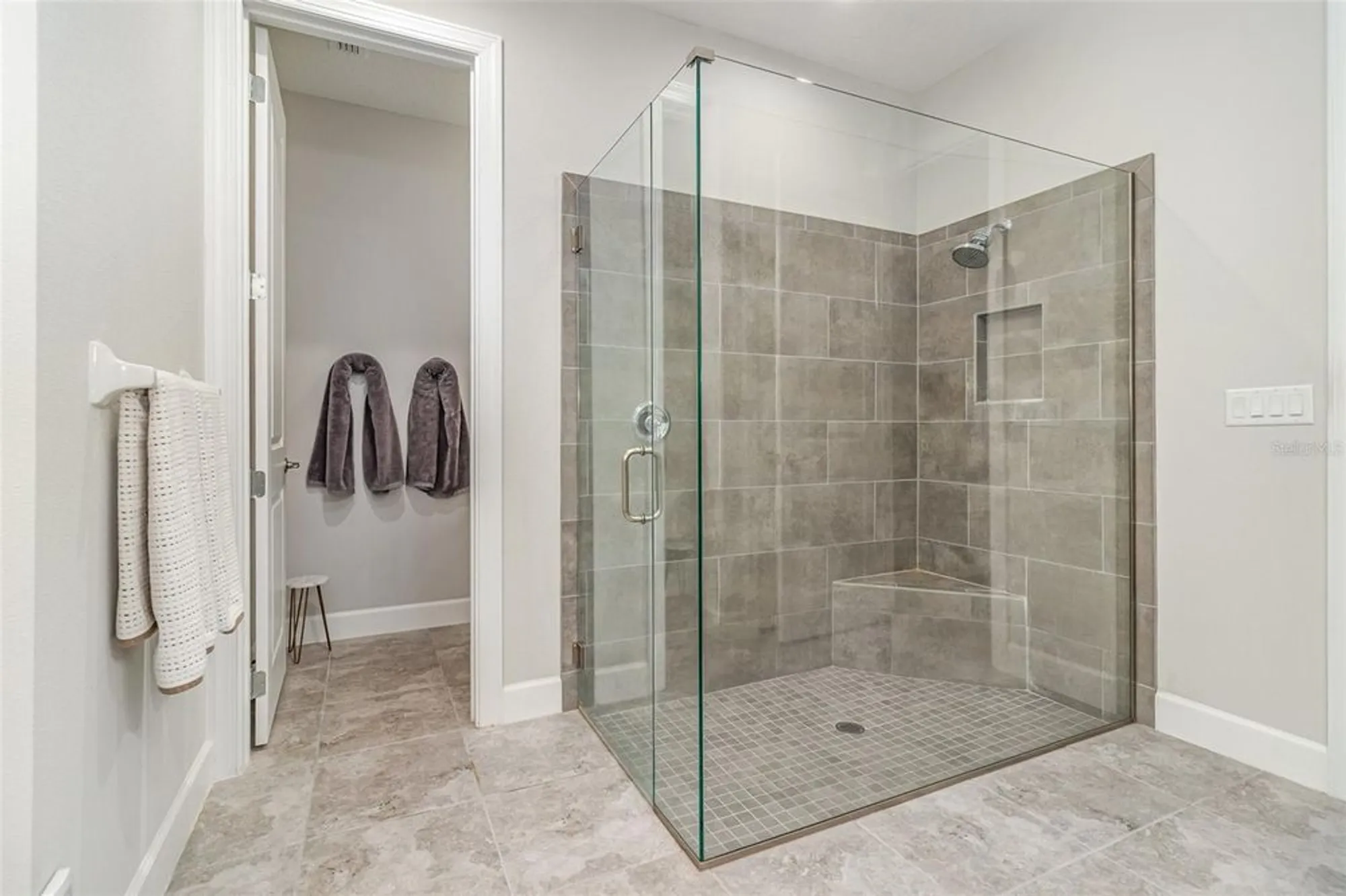 Property Slideshow image 11 of 22 | 2342 clemblue rd, Clermont, FL, 34715
