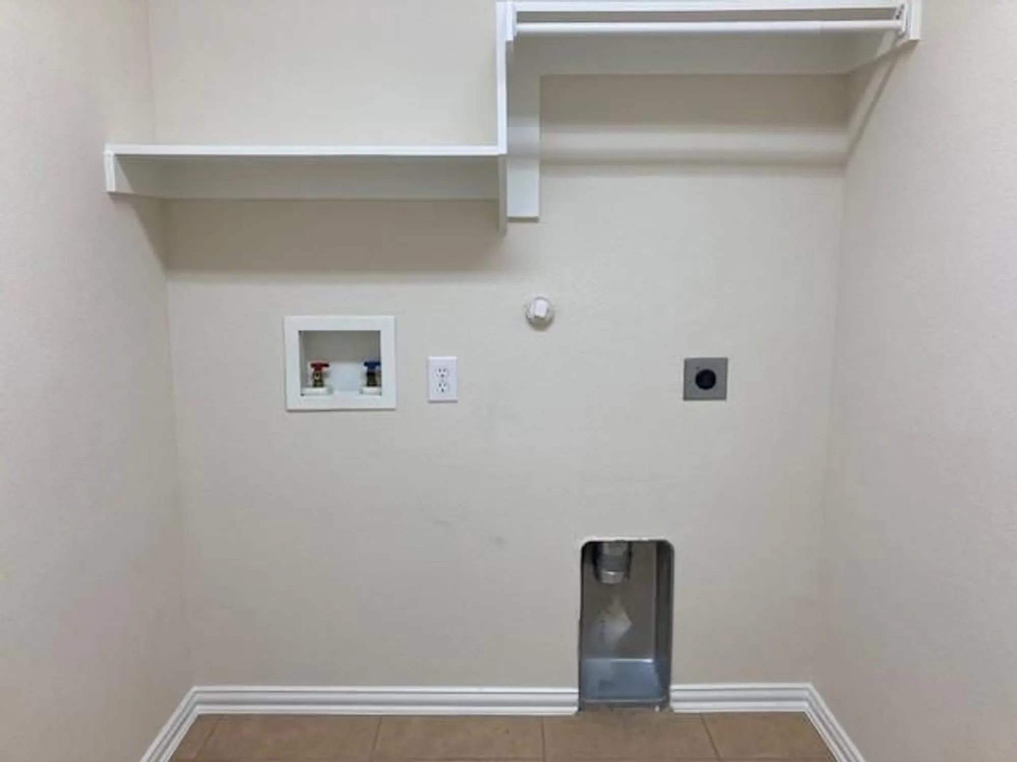 Property Slideshow image 19 of 24 | 559 rockledge ct, Frisco, TX, 75036