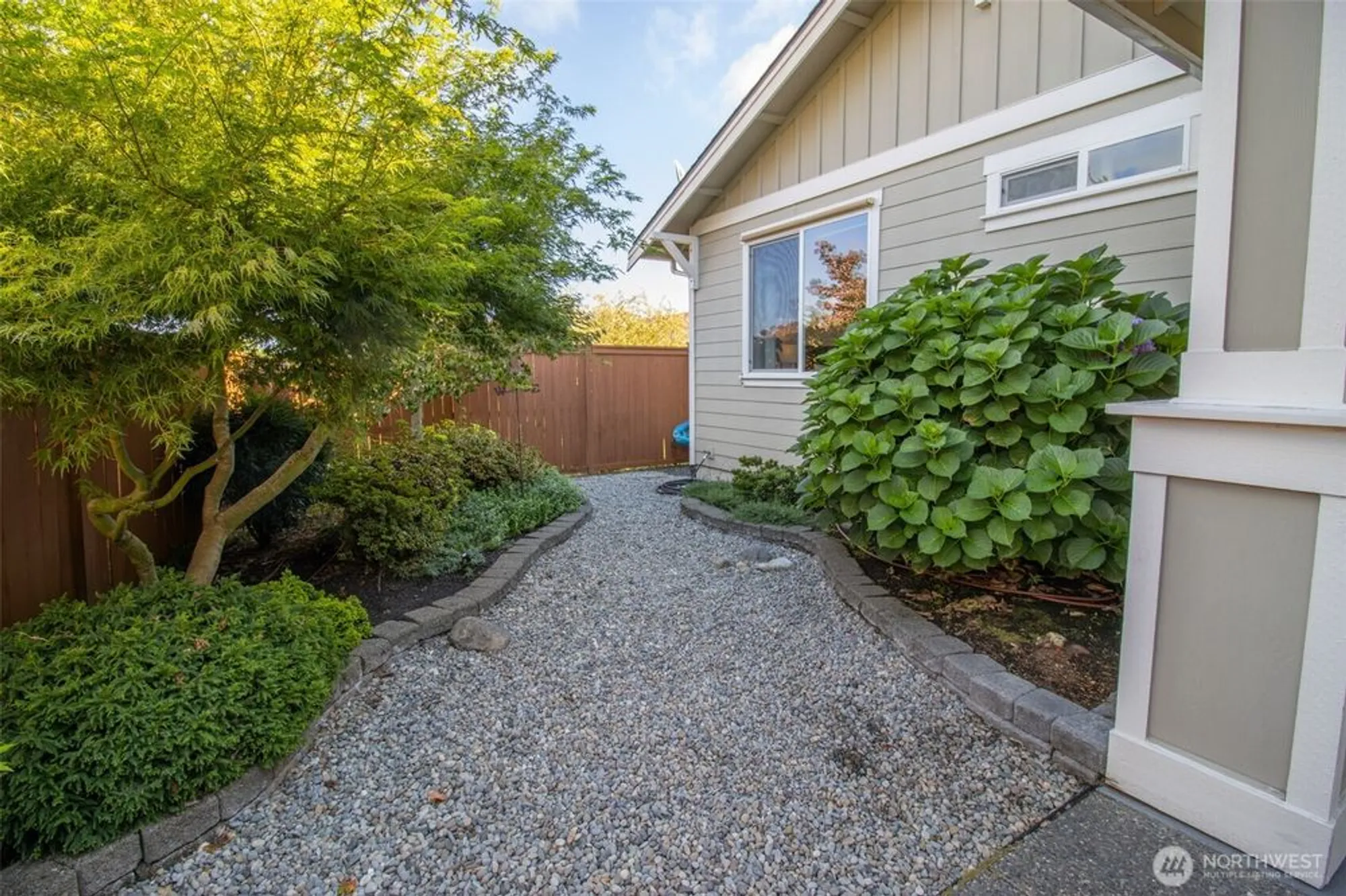 Property Slideshow image 27 of 38 | 4921 spokane ct, Lacey, WA, 98516