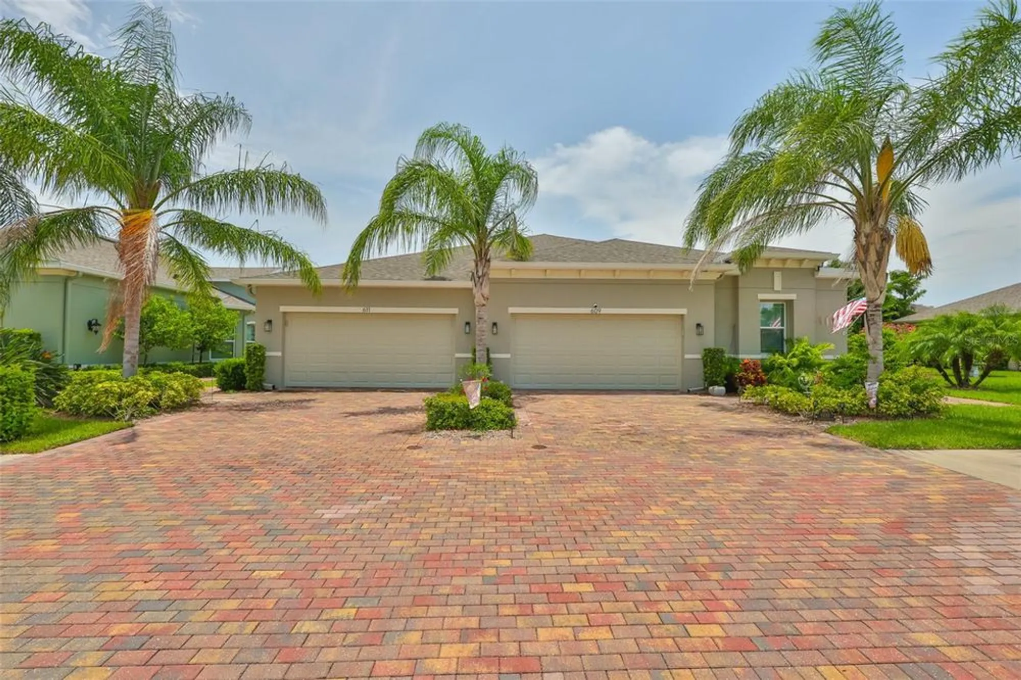 Property Slideshow image 5 of 67 | 611 chipper dr, Sun City Center, FL, 33573
