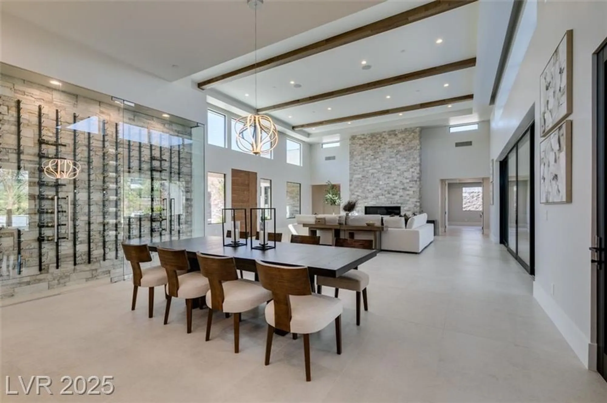Property Slideshow image 15 of 48 | 40 reflection shores ln, Henderson, NV, 89011