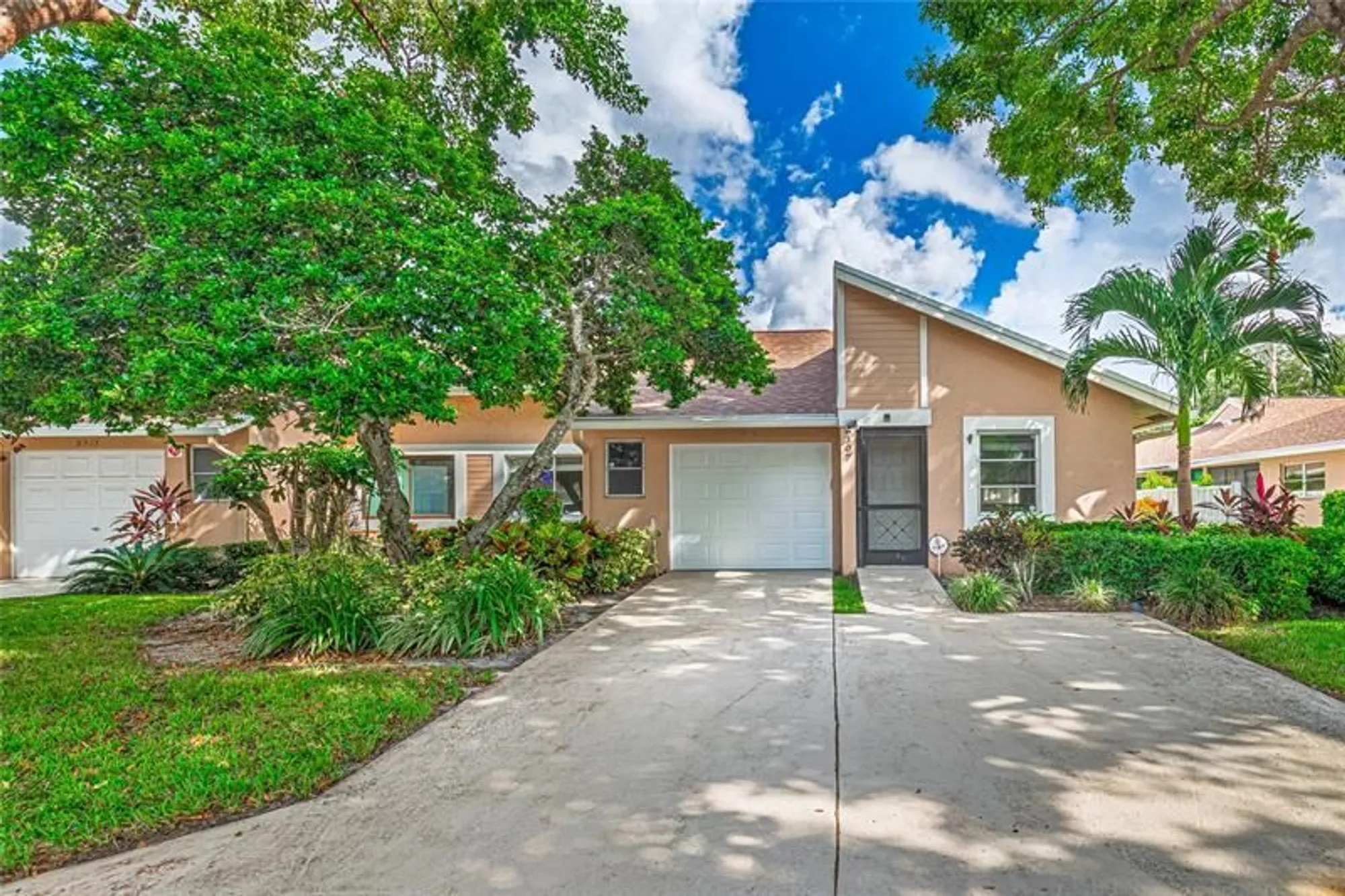 Property Slideshow image 1 of 21 | 8307 summerbreeze ln, Boca Raton, FL, 33496