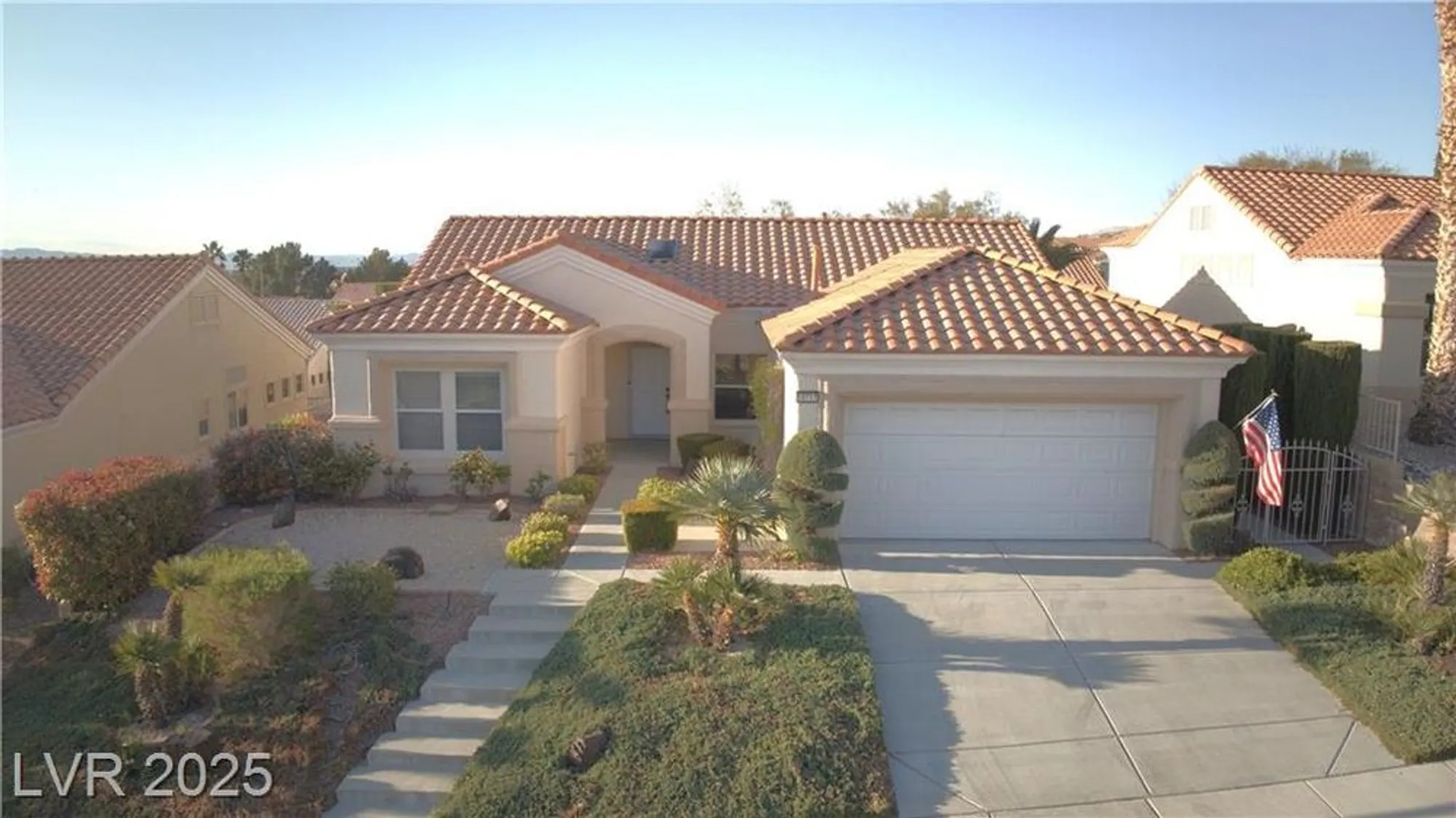 Property Slideshow image 4 of 37 | 10717 grand cypress ave, Las Vegas, NV, 89134