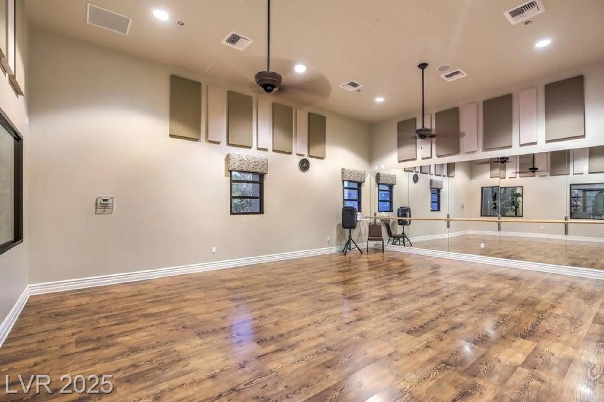 Property Slideshow image 33 of 37 | 3709 corte bella hills ave, North Las Vegas, NV, 89081