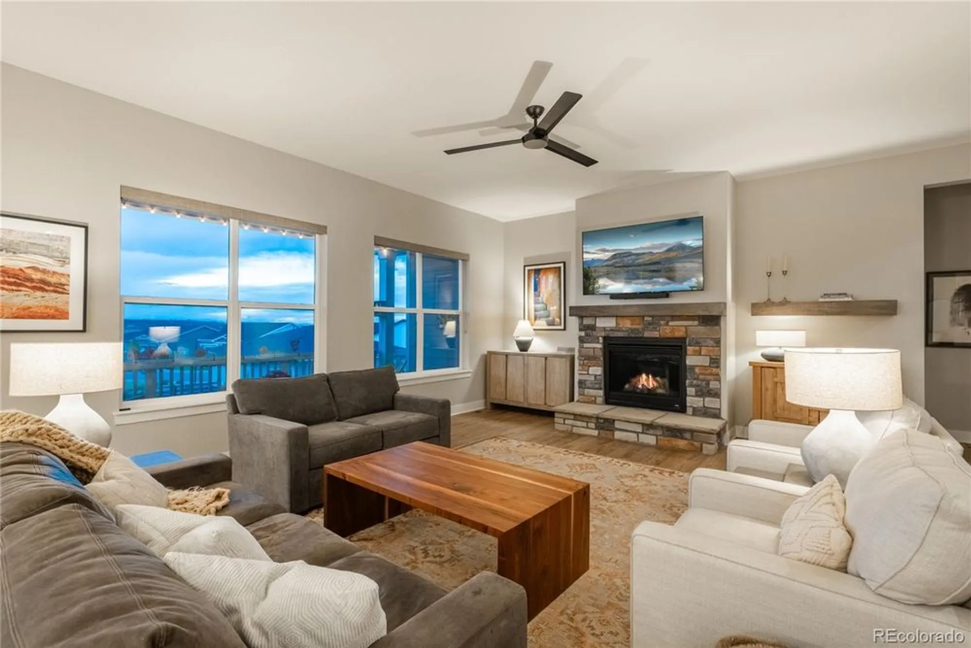 Property Slideshow image 6 of 49 | 5665 shadescale way, Castle Rock, CO, 80104