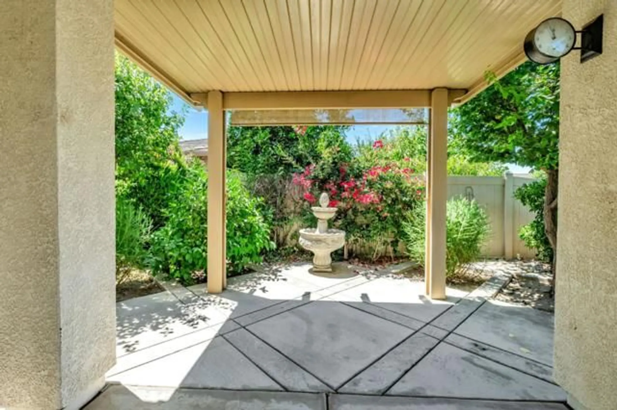 Property Slideshow image 20 of 27 | 2491 redbud way, Manteca, CA, 95336
