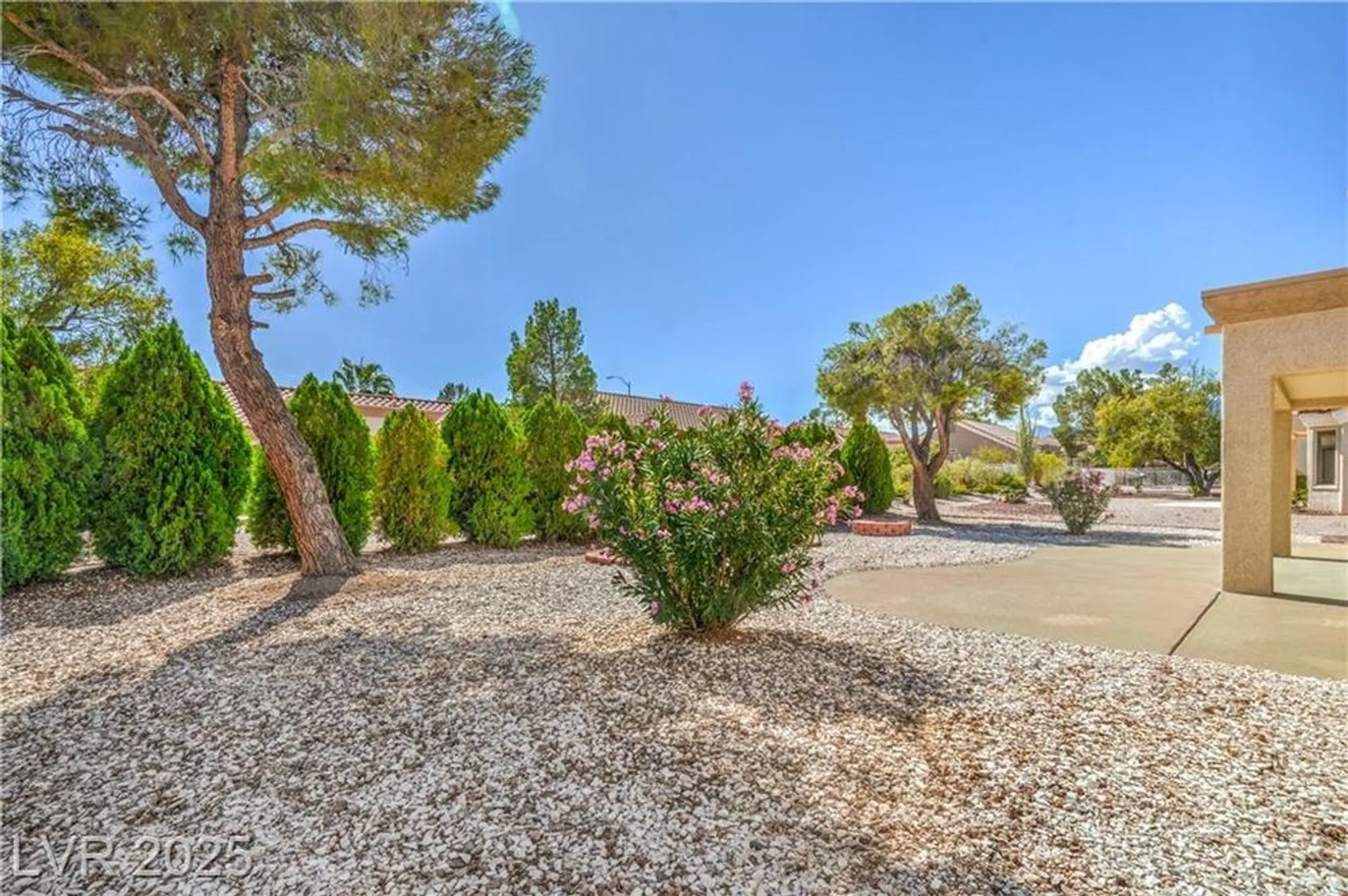 Property Slideshow image 33 of 34 | 8509 festival dr, Las Vegas, NV, 89134
