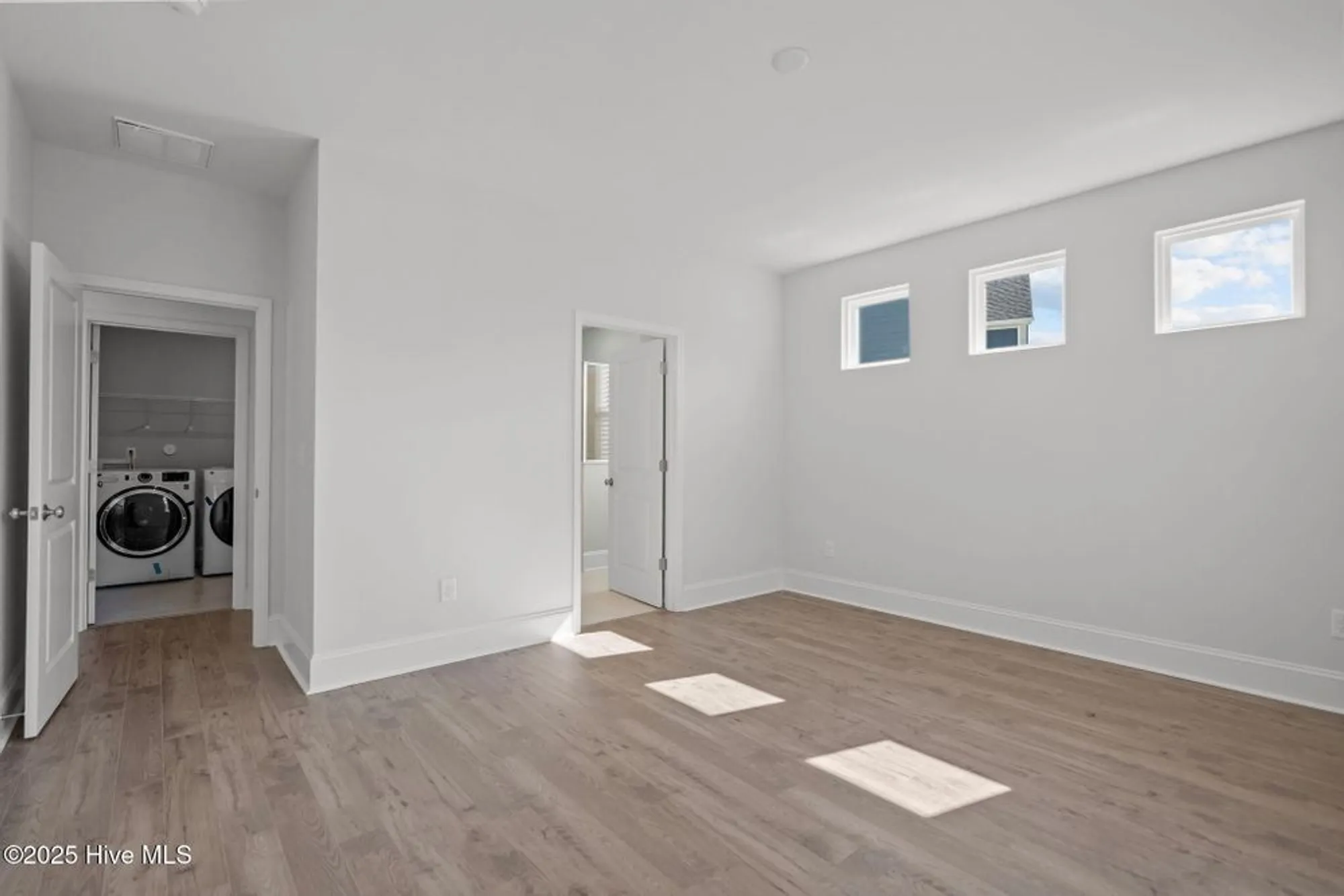 Property Slideshow image 21 of 56 | 1212 trisail ter, Wilmington, NC, 28412