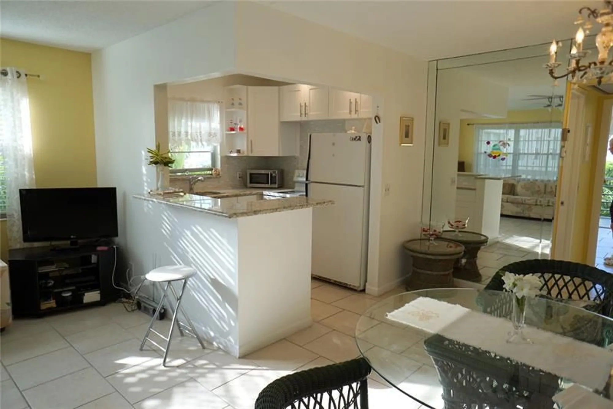 Property Slideshow image 8 of 37 | 105 prescott e unit e, Deerfield Beach, FL, 33442