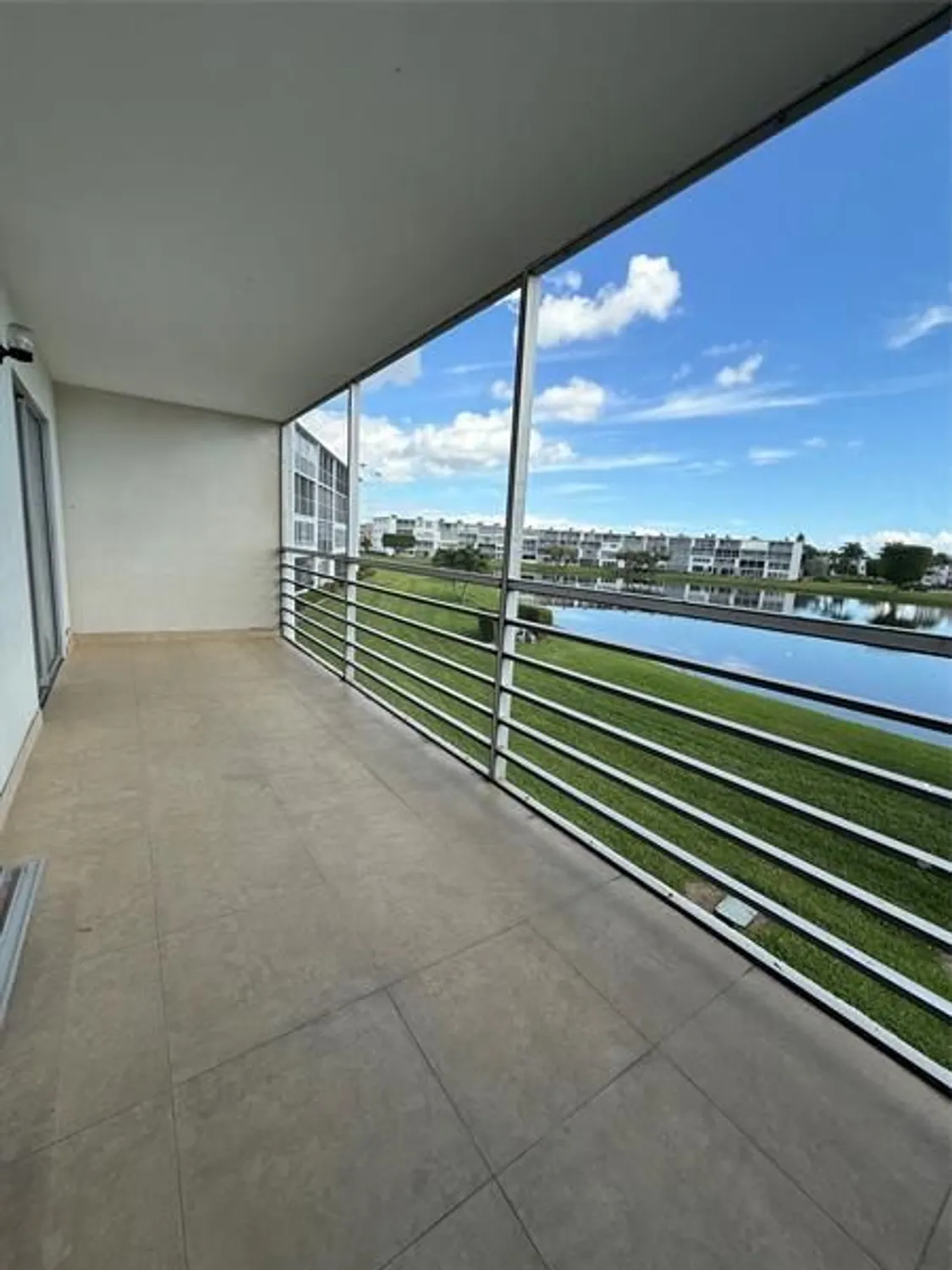 Property Slideshow image 16 of 21 | 2028 exeter b # 2028, Boca Raton, FL, 33434