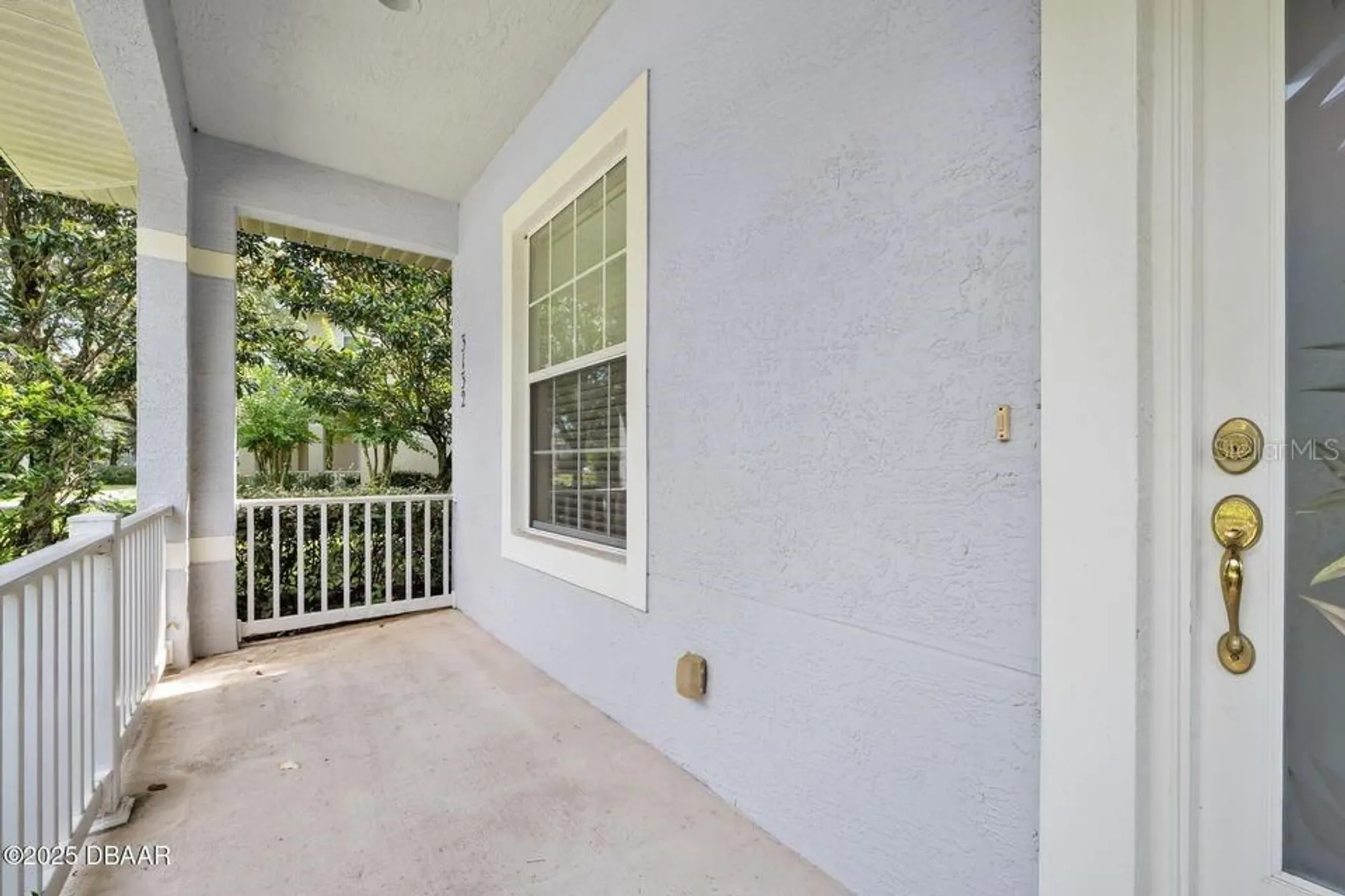 Property Slideshow image 4 of 70 | 3132 connemara dr, Ormond Beach, FL, 32174