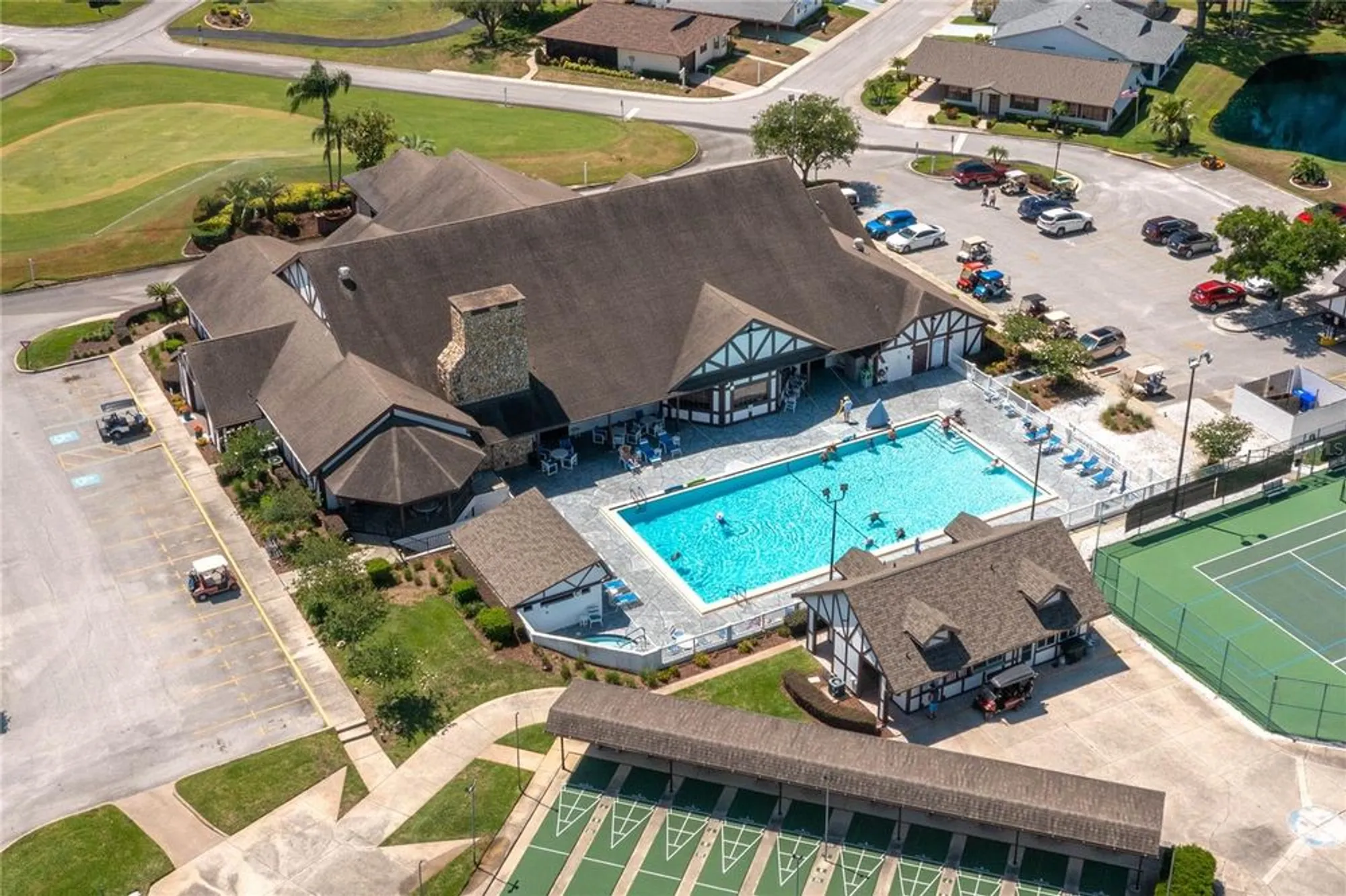 Property Slideshow image 13 of 38 | 3245 prairie dunes cir, Lakeland, FL, 33810