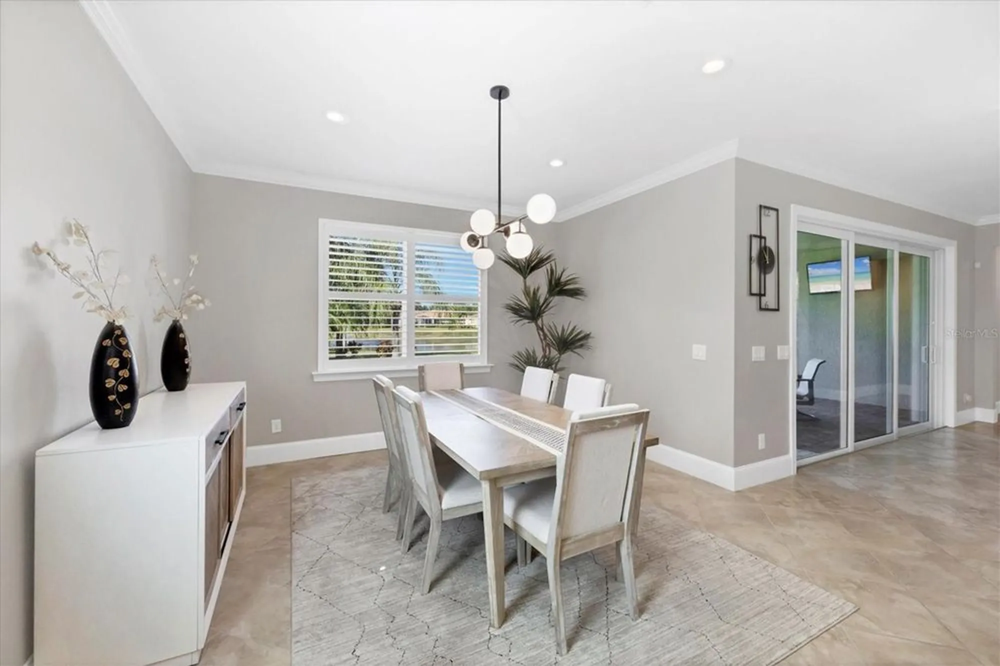 Property Slideshow image 19 of 66 | 6144 abaco dr, Sarasota, FL, 34238