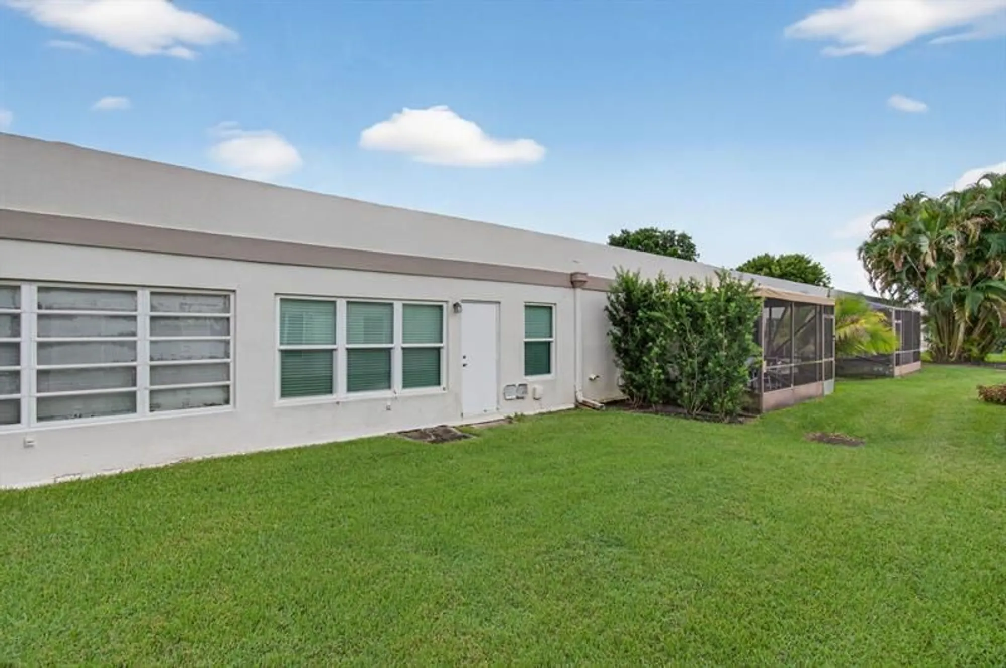 Property Slideshow image 51 of 67 | 19000 stewart cir apt 4, Boca Raton, FL, 33496