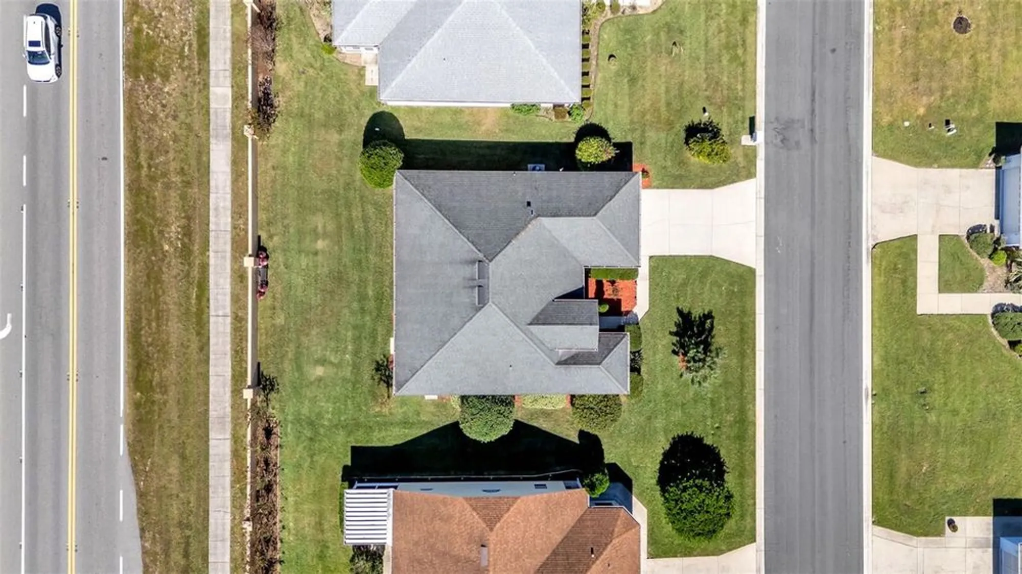 Property Slideshow image 33 of 49 | 6189 magpie dr, Lakeland, FL, 33809