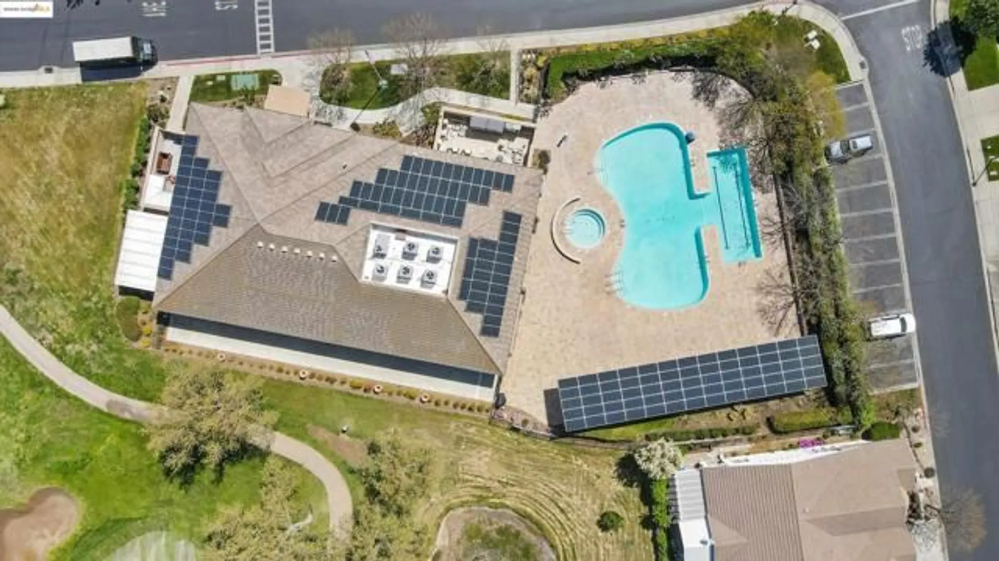 Property Slideshow image 9 of 39 | 746 richardson dr, Brentwood, CA, 94513