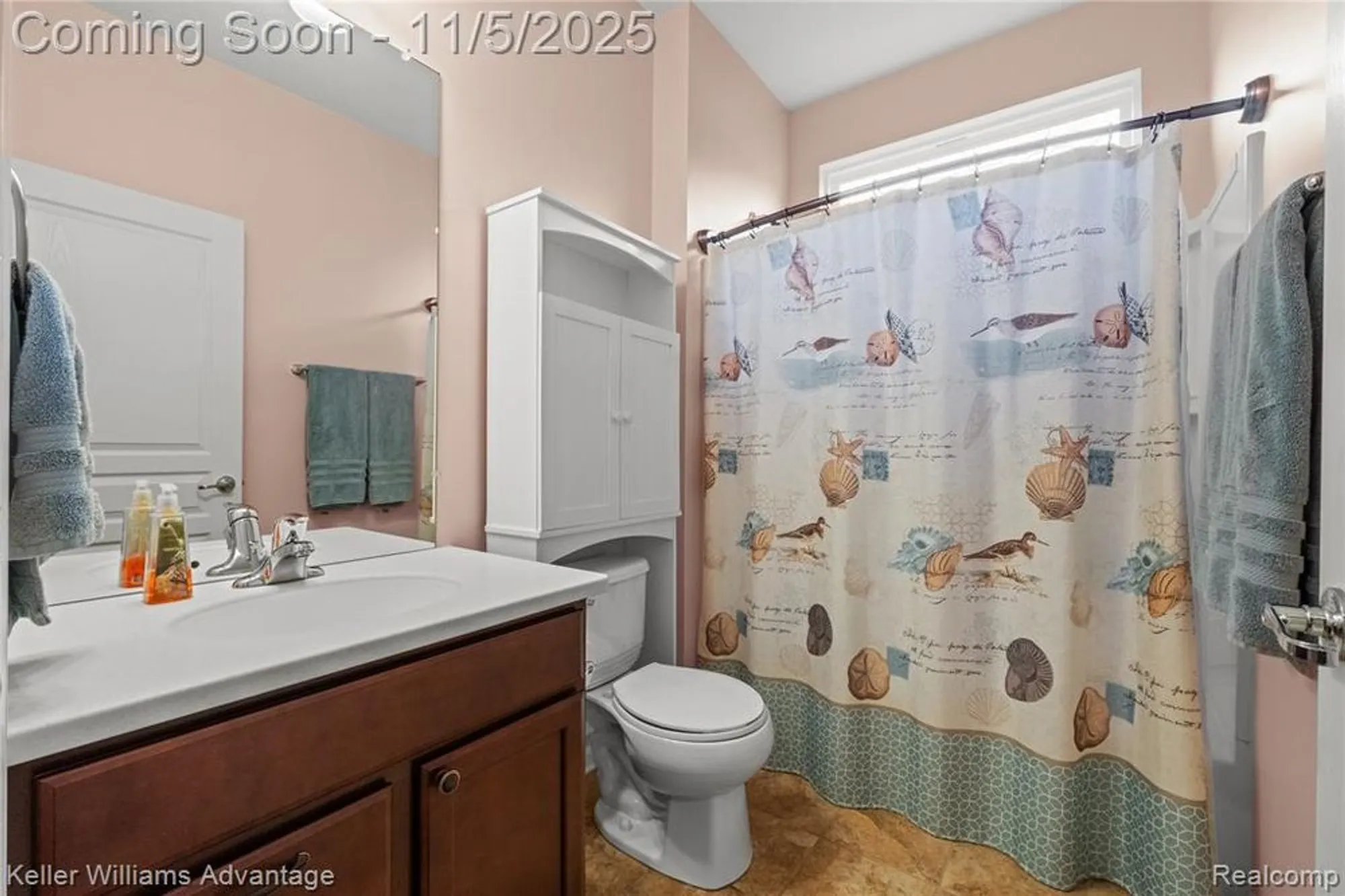 Property Slideshow image 24 of 33 | 6317 prairie dunes dr, Grand Blanc, MI, 48439