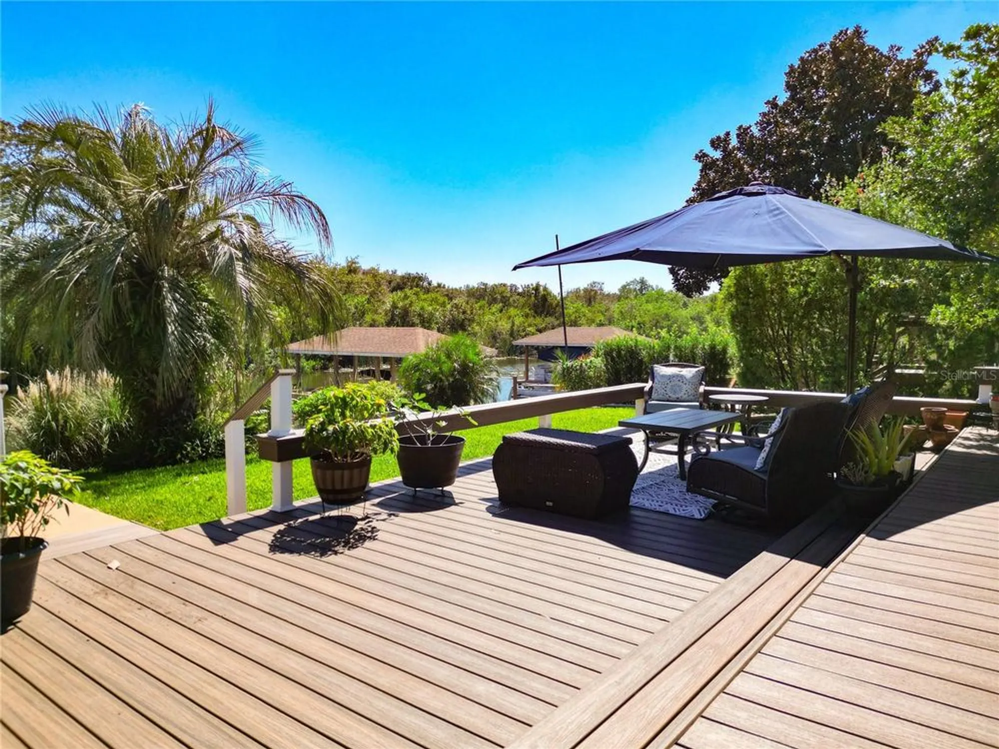 Property Slideshow image 27 of 50 | 6128 landings blvd, Lady Lake, FL, 32159