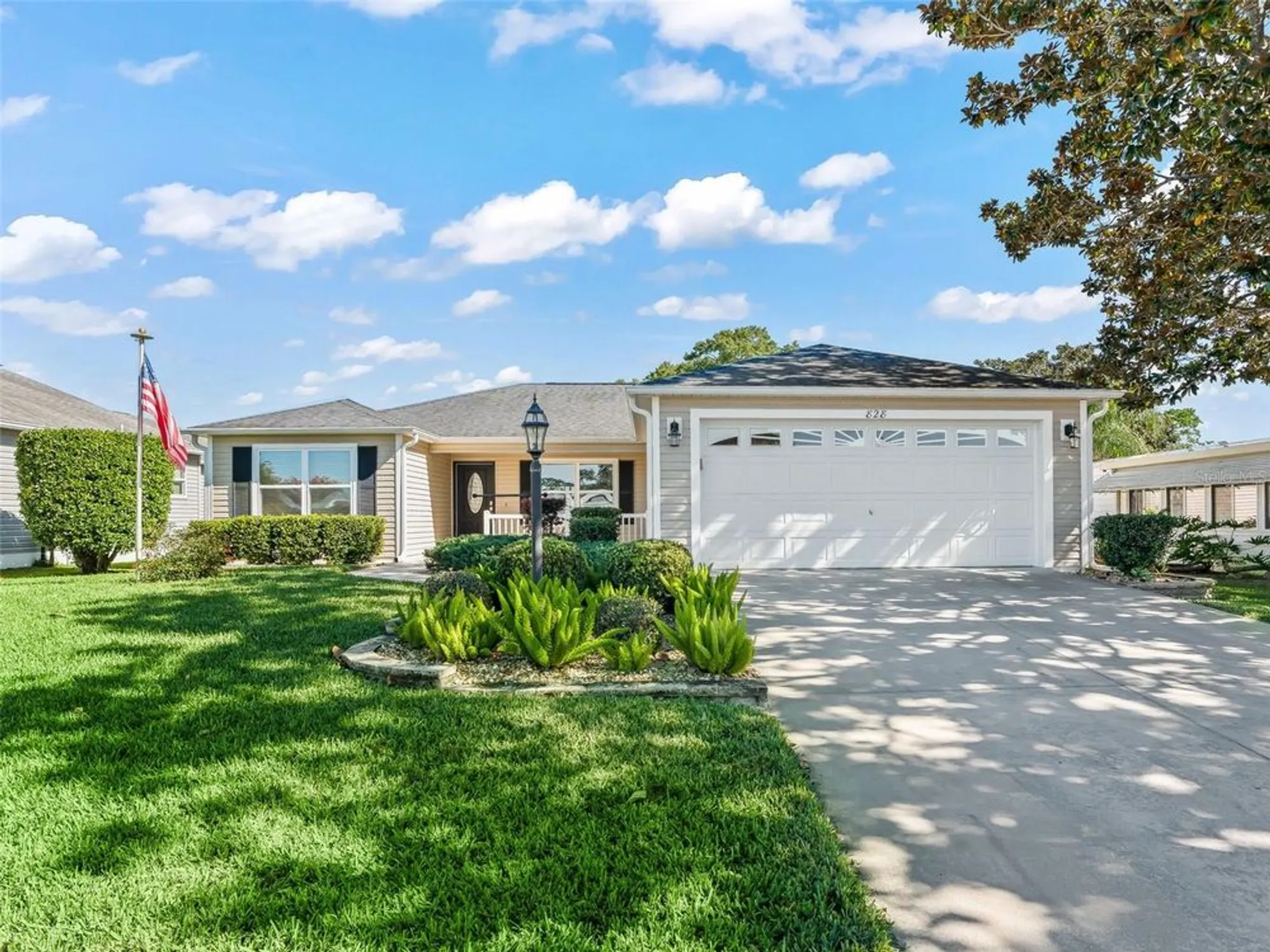 Property Slideshow image 37 of 37 | 828 silver oak ave, Lady Lake, FL, 32159