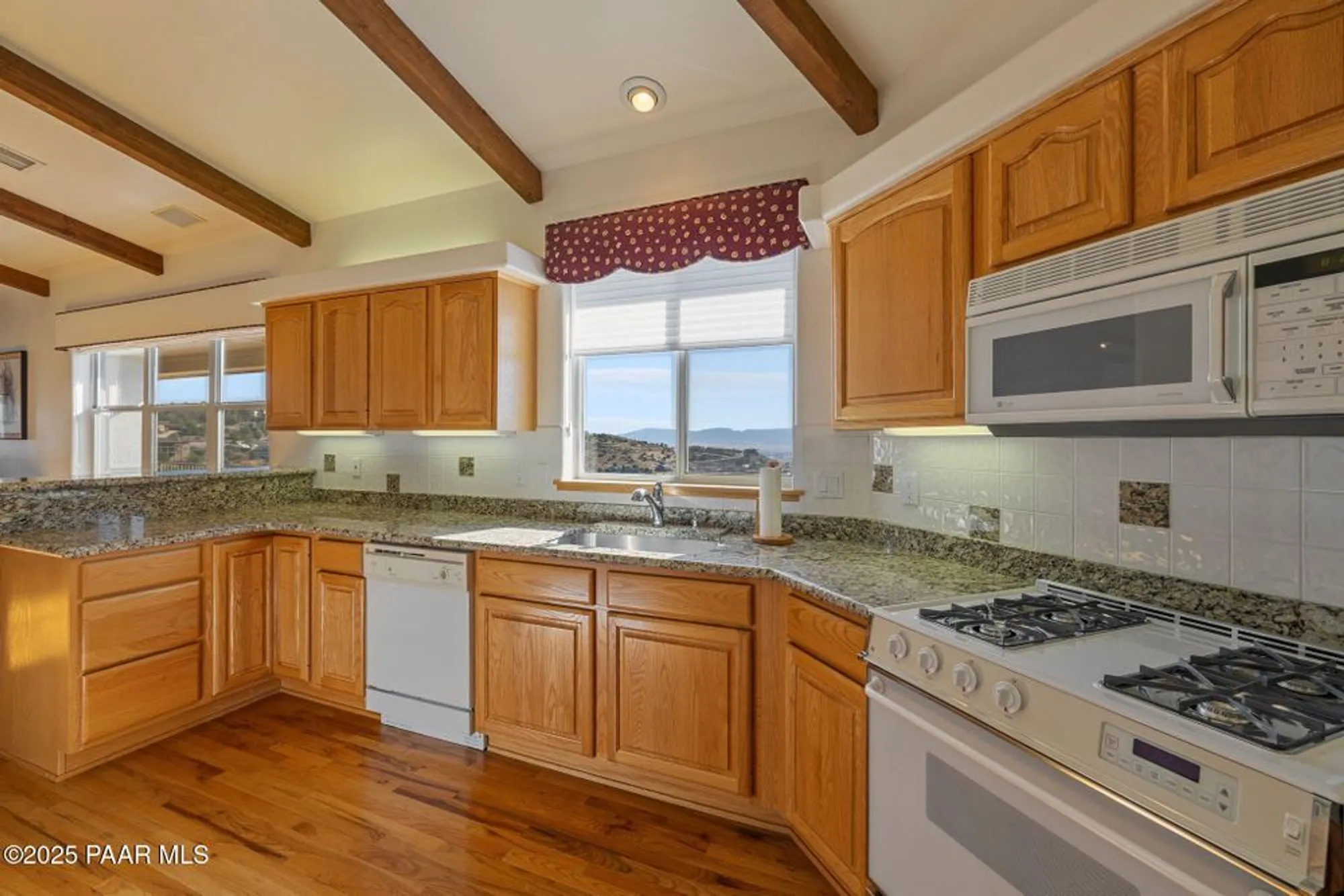 Property Slideshow image 12 of 53 | 477 miracle rider rd, Prescott, AZ, 86301