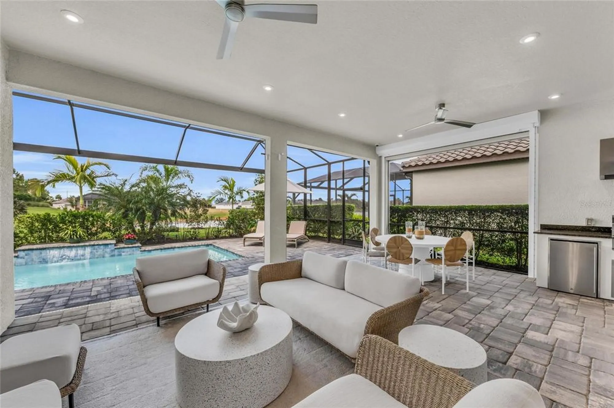 Property Slideshow image 26 of 47 | 4736 cassio ct, Bradenton, FL, 34211