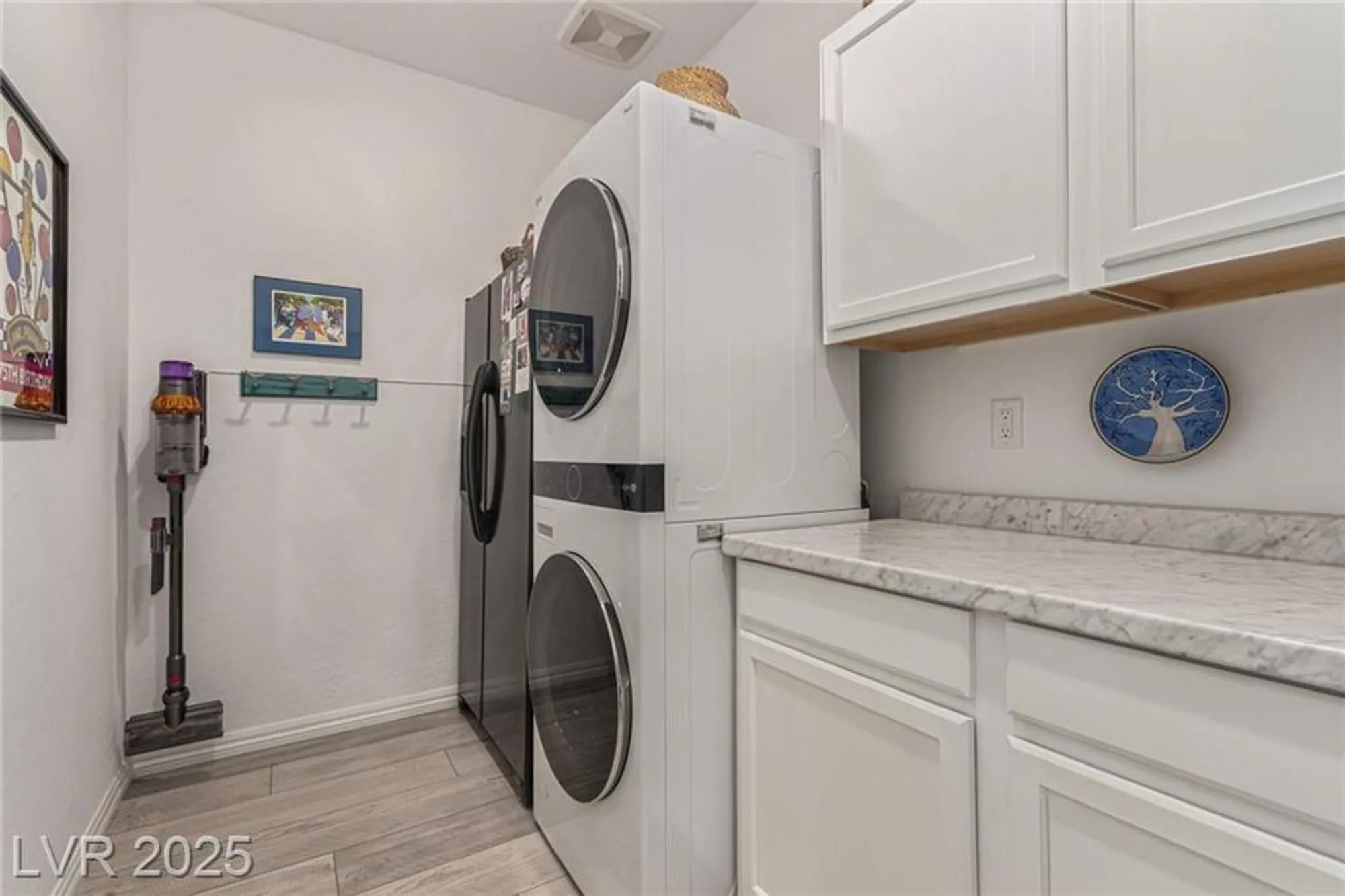 Property Slideshow image 28 of 58 | 29 mirage view dr, Henderson, NV, 89011