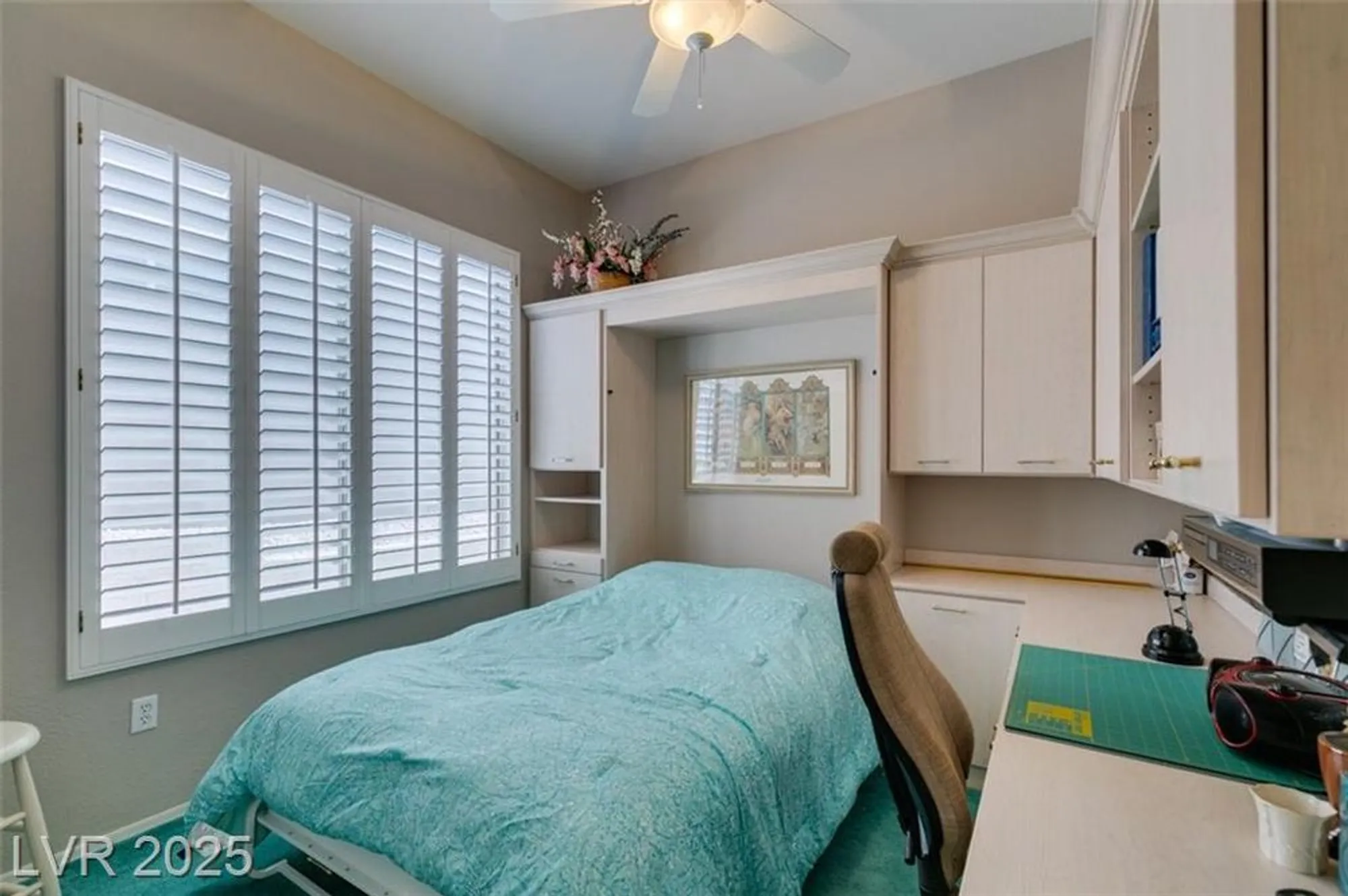 Property Slideshow image 21 of 34 | 2112 king mesa dr, Henderson, NV, 89012