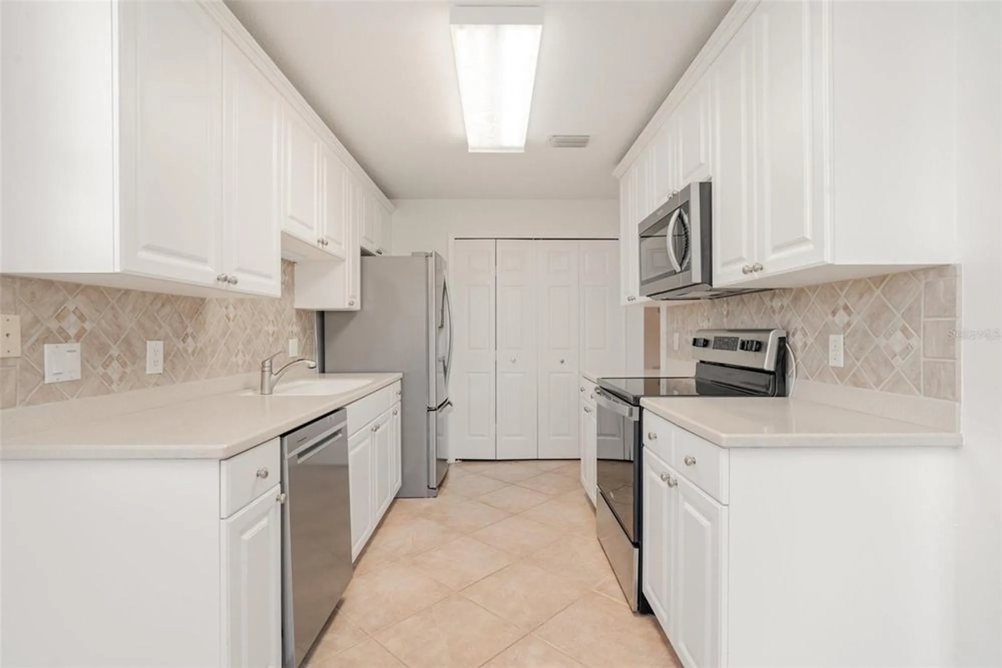Property Slideshow image 7 of 55 | 3343 grand vista ct unit 102, Port Charlotte, FL, 33953